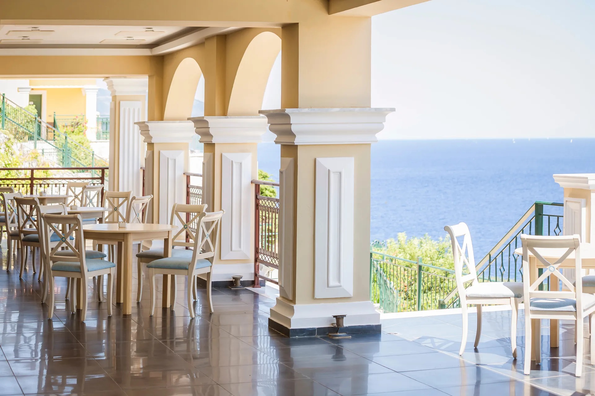 Kefalonia Bay Palace-Terasa restorana.jpg