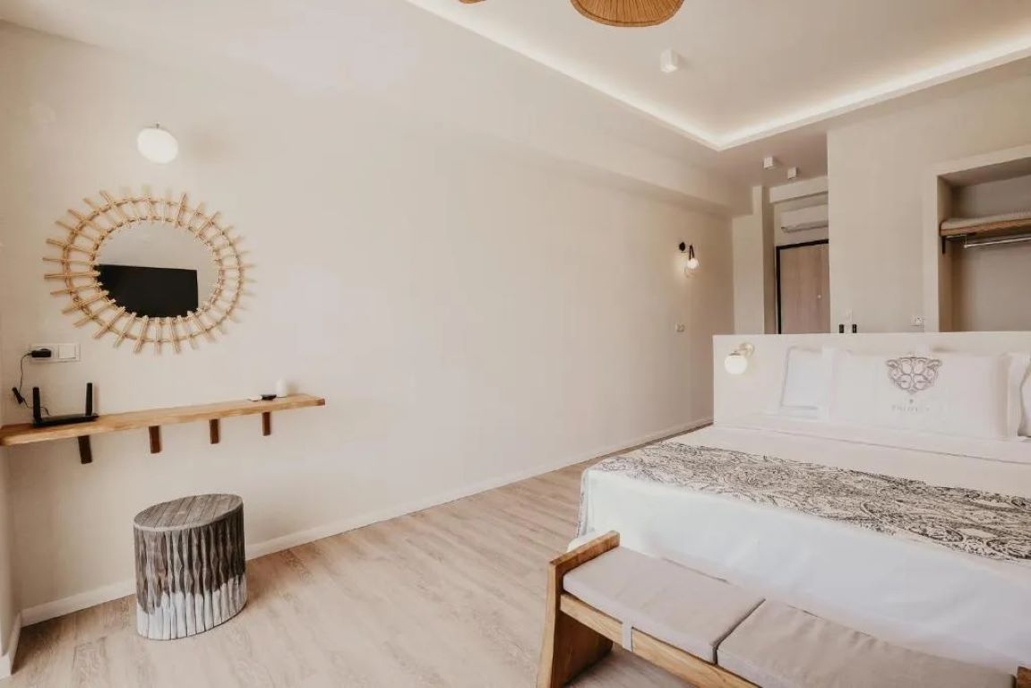 Trinity Suites-Junior suite.jpg