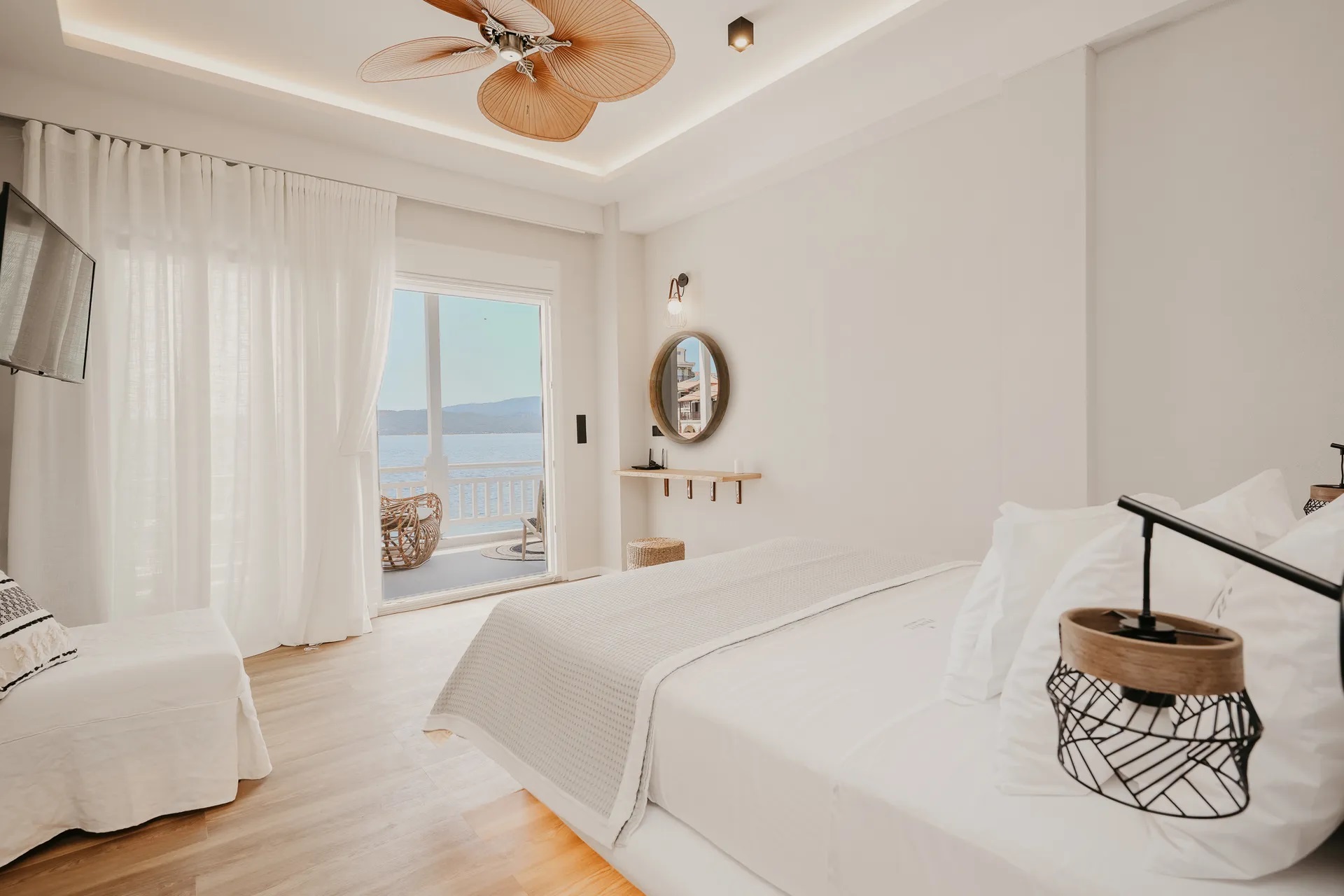 Trinity Suites-King suite.jpg