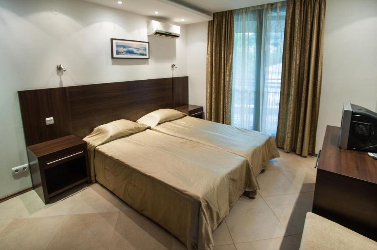 Marina City apart Hotel 1 bedroom APP (4).jpg