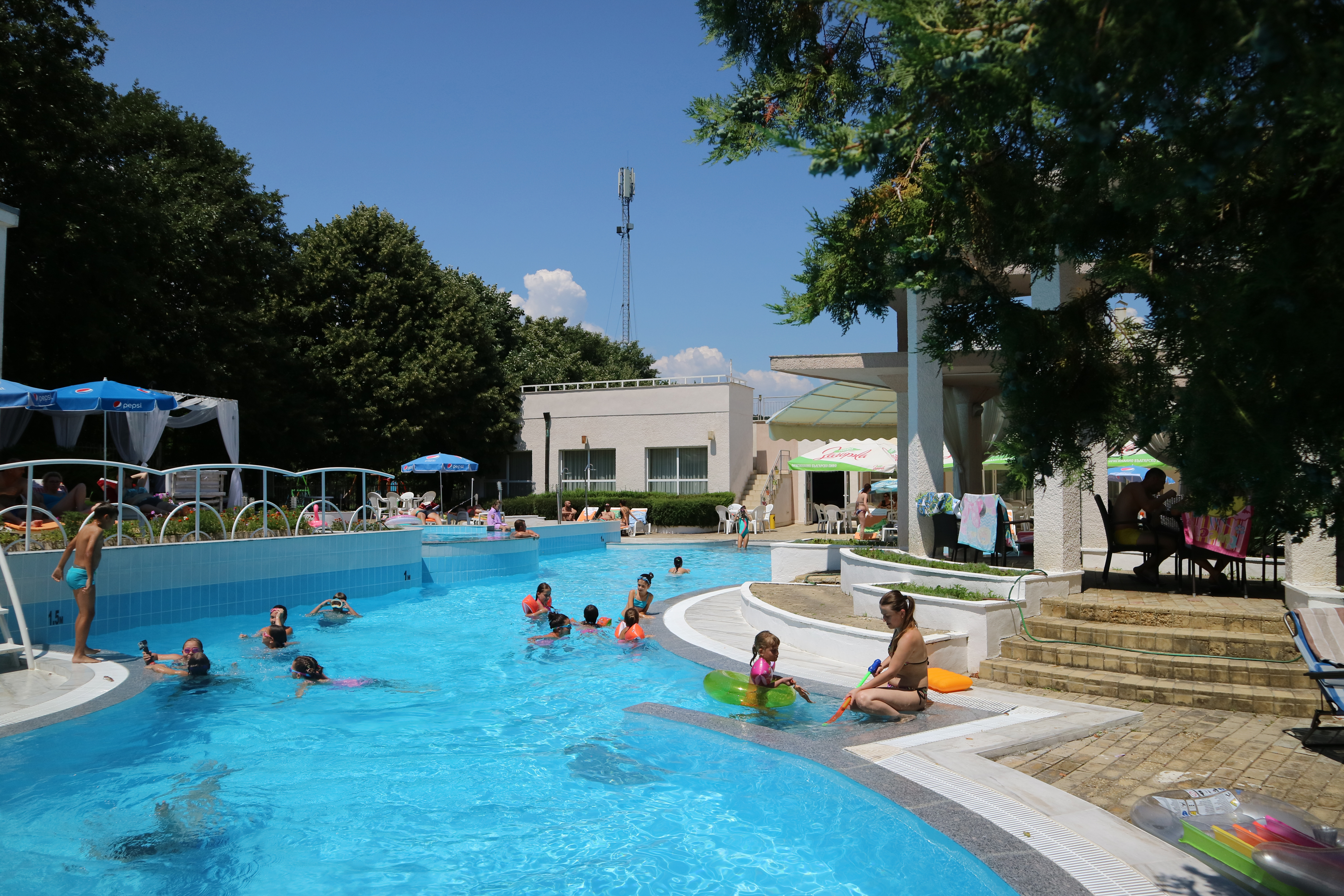 Park hotel Bellevue bazen