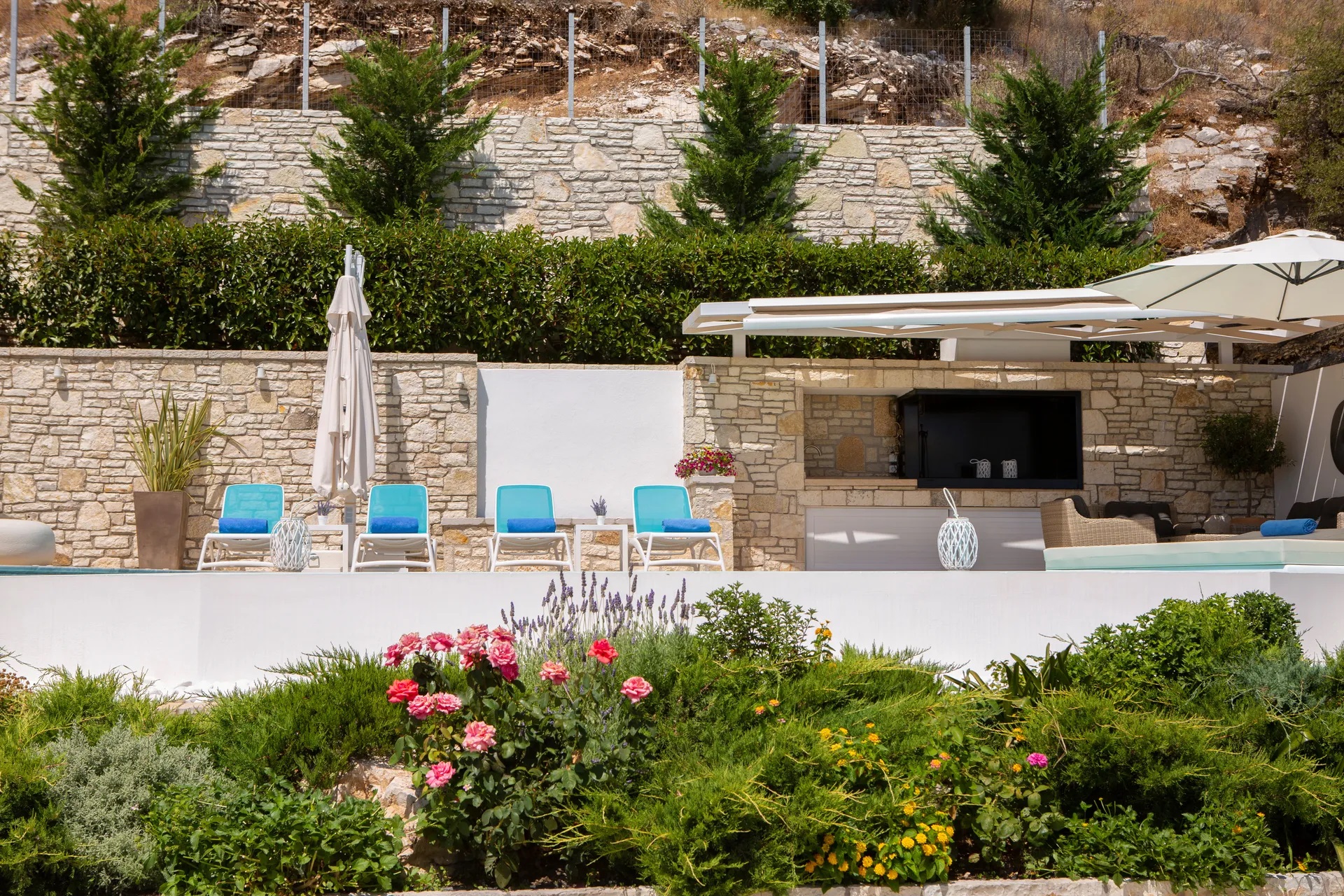 Armonia Afroditi Villas Collection-Prodstor za rostilj.jpg