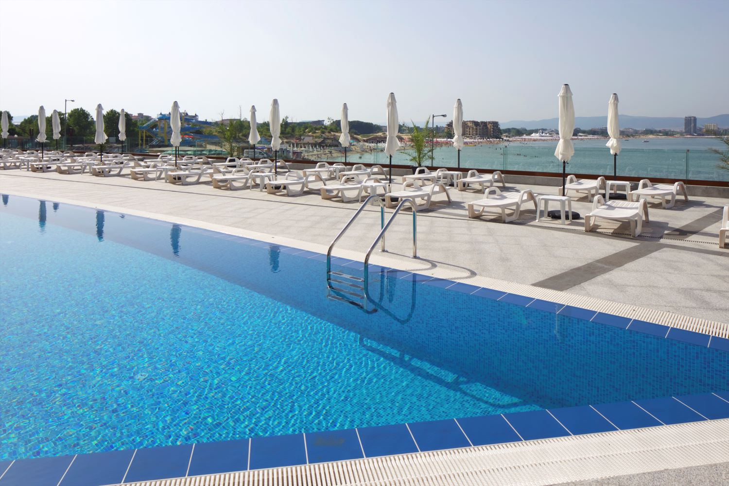 Paradiso Aparthotel-Bazen.jpg