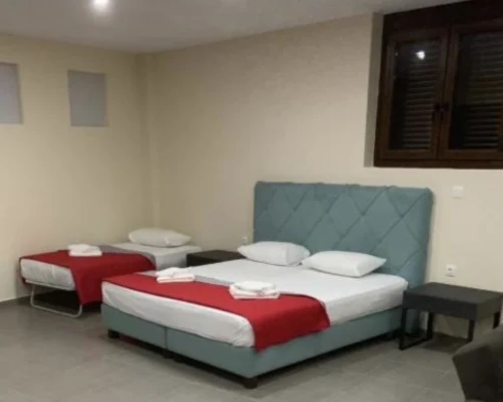 Sunset Inn-Family apartment.jpg