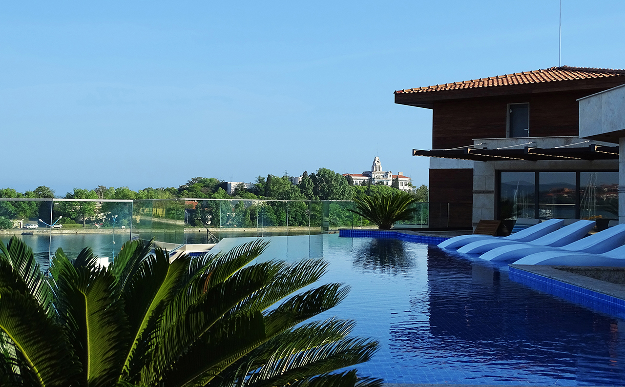 Hotel Blue Bay bazen