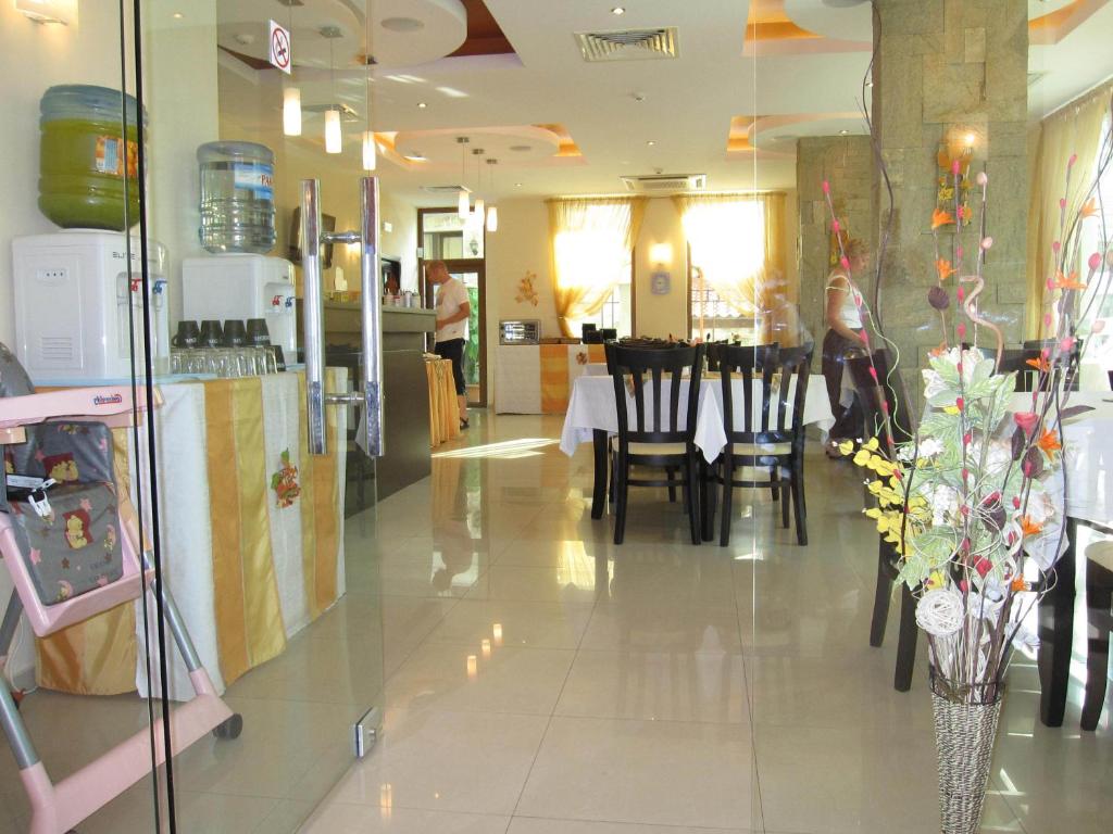 Hotel Tabanov Beach restoran