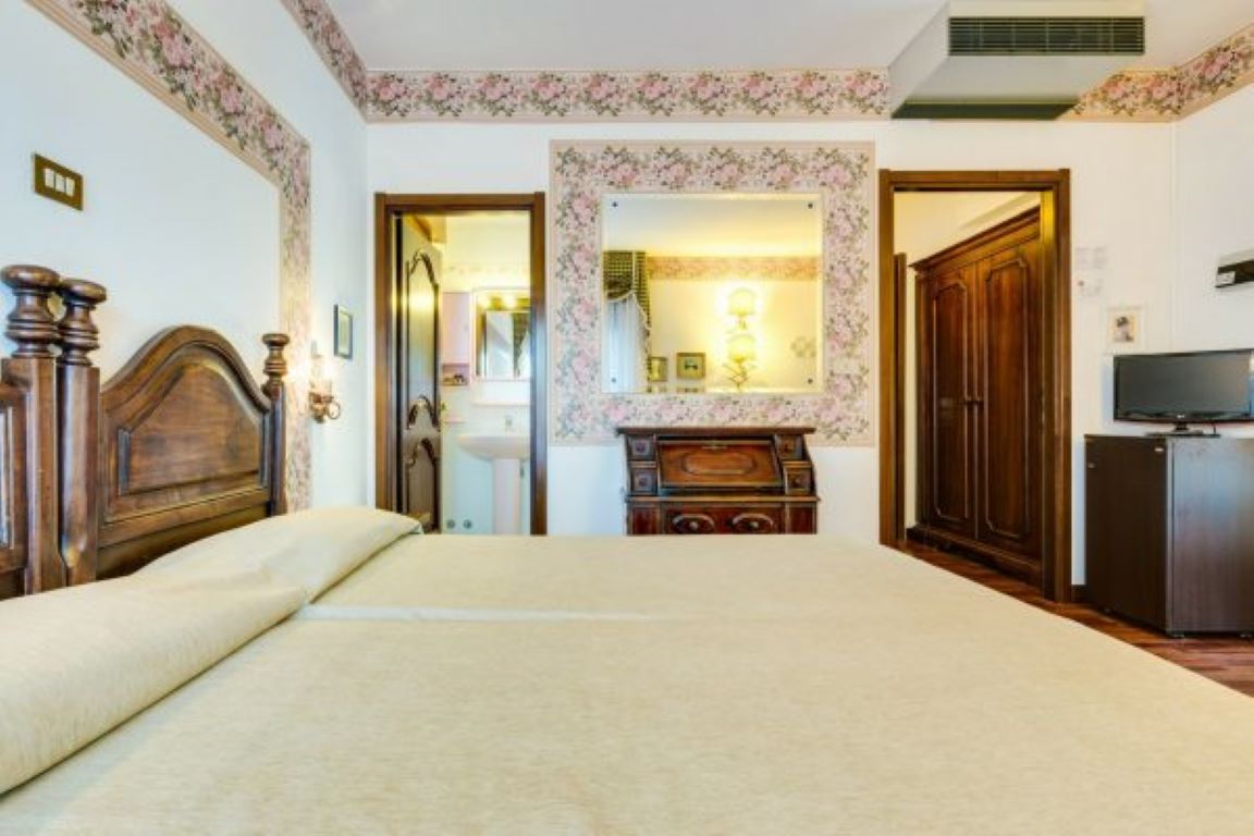 Hotel Agora Park-Povezana Large porodicna soba.jpg