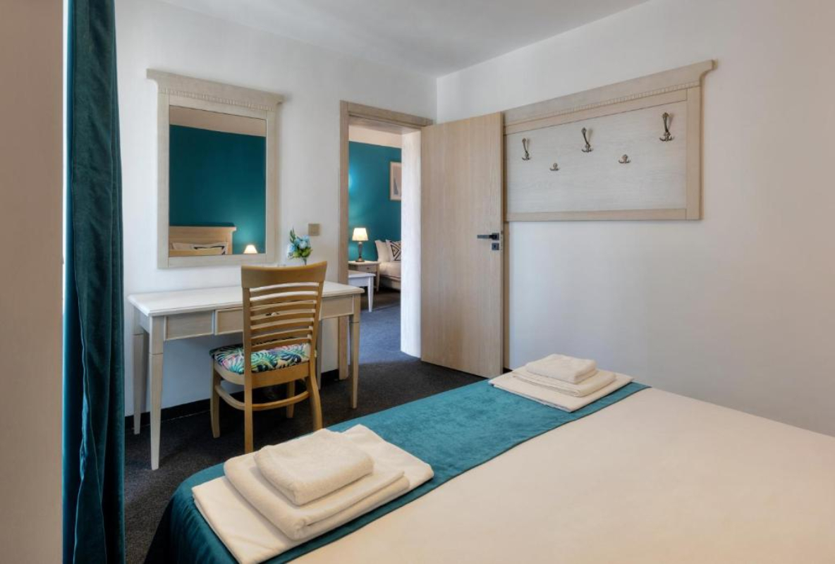Hotel Royal Calista dvosobni apartman