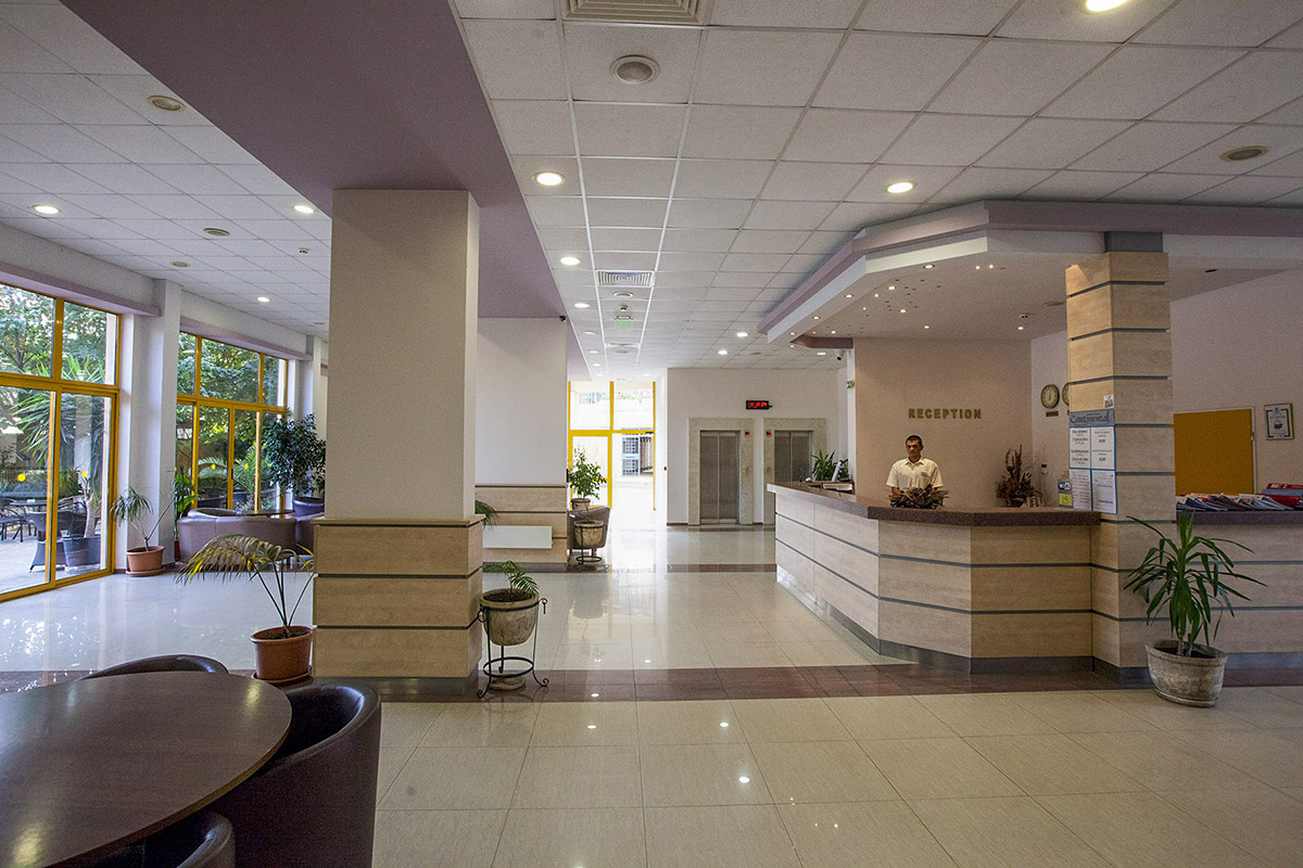 Hotel Continental 3*+ recepcija