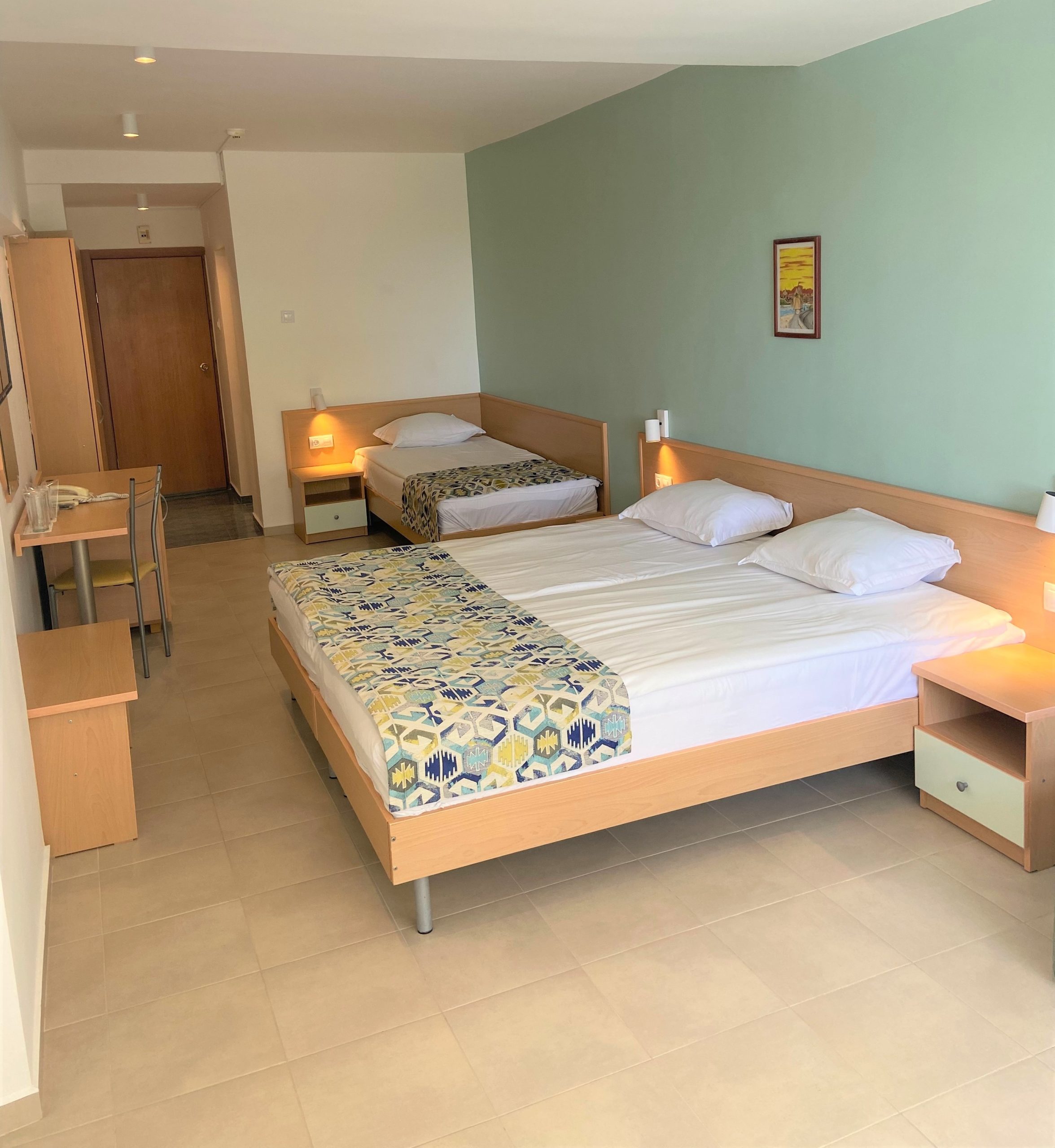 Hotel Sirena trokrevetena soba