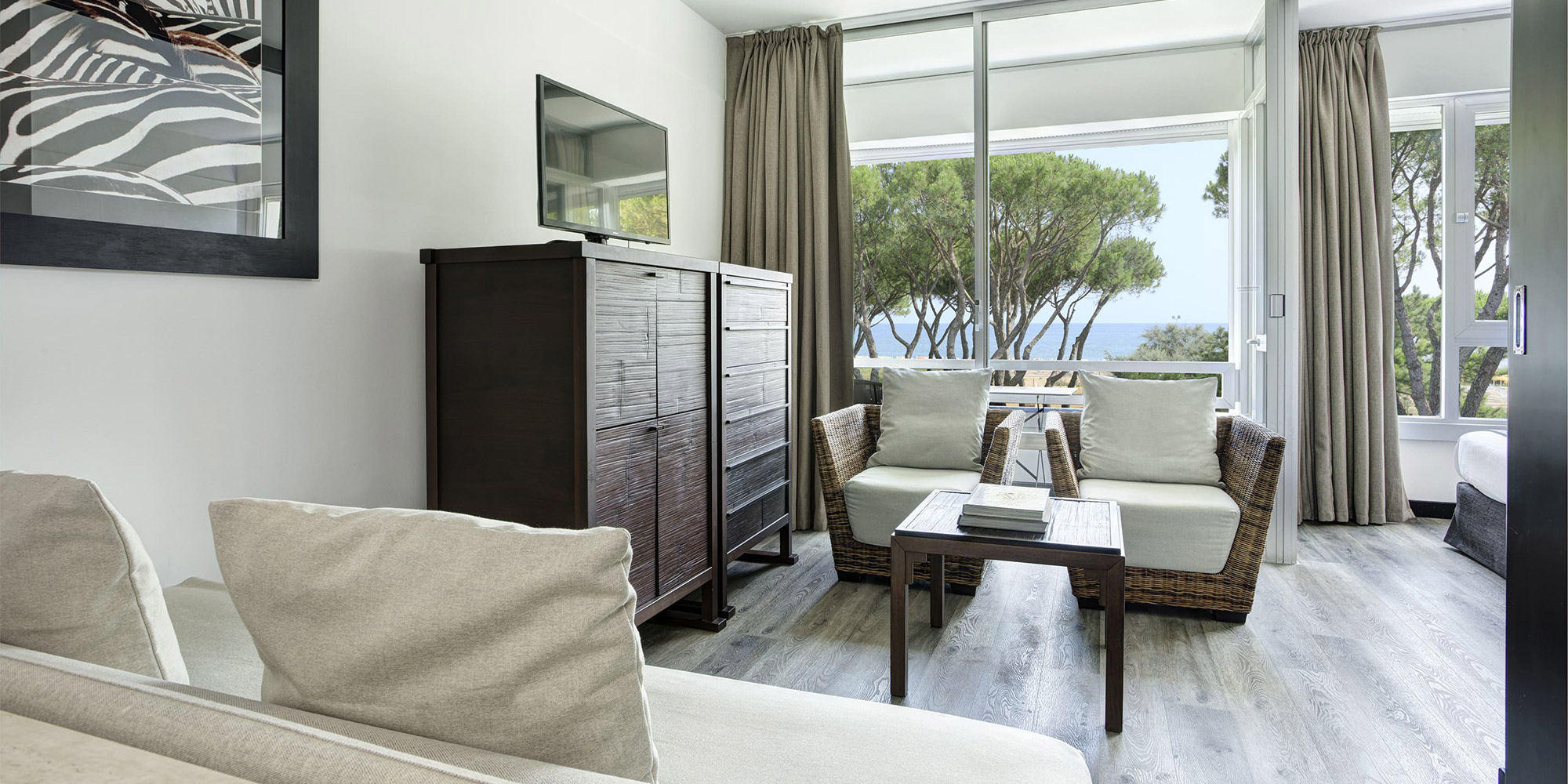 Bellevue Hotel & Resort-Junior suite.jpg