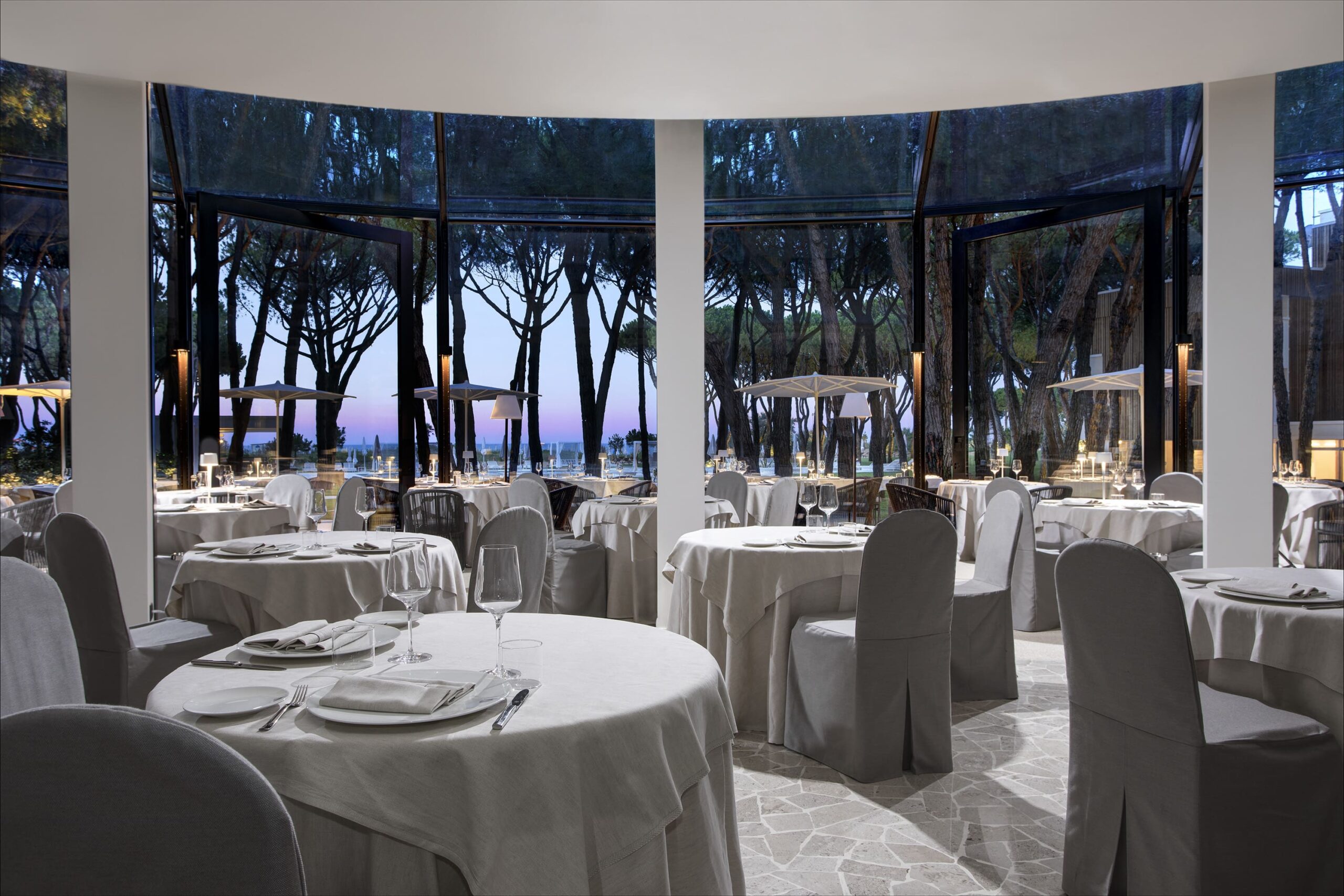 Bellevue Hotel & Resort-Restoran.jpg