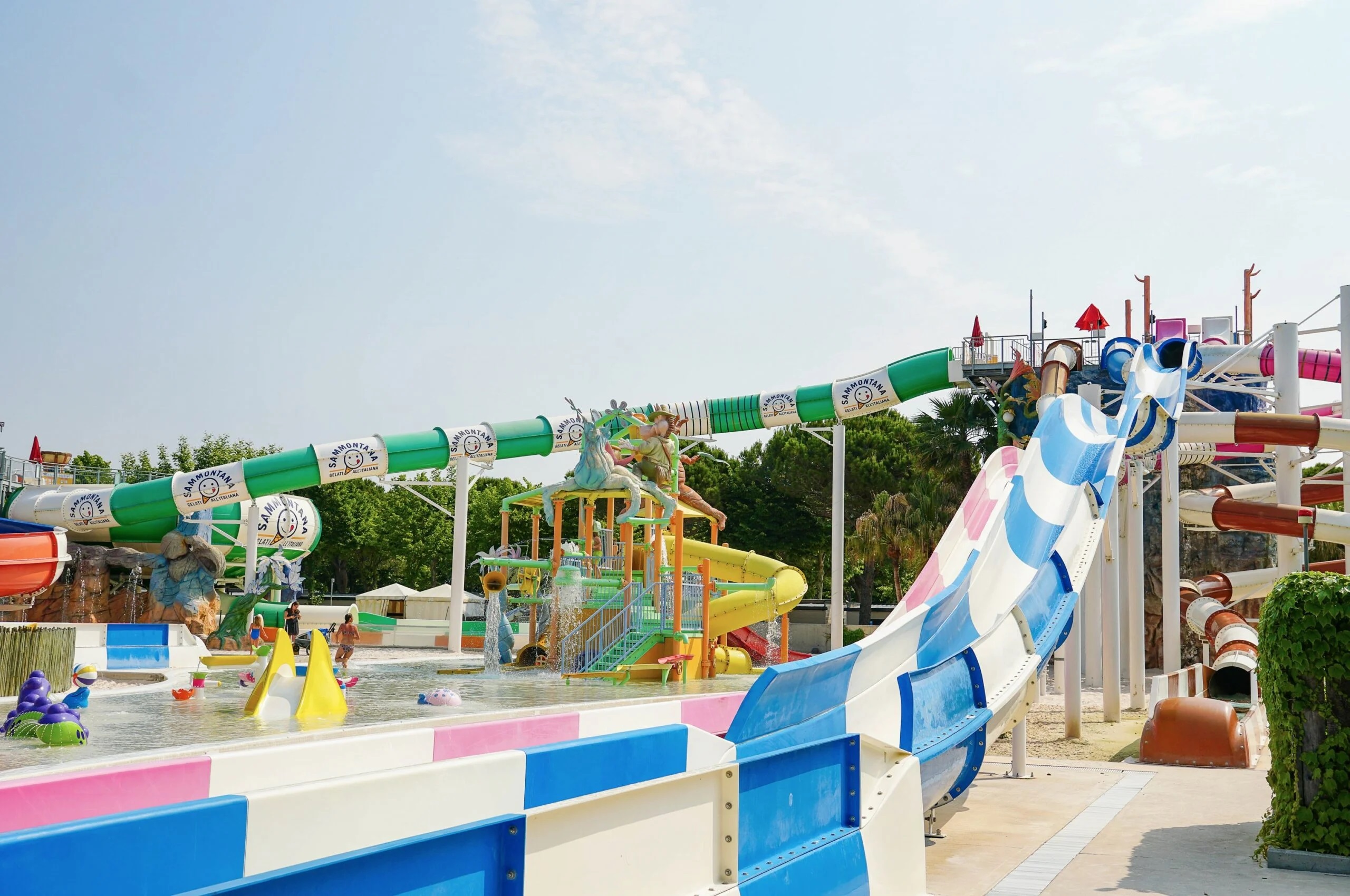 Union Lido Art & park Hotel-Tobogani.jpg
