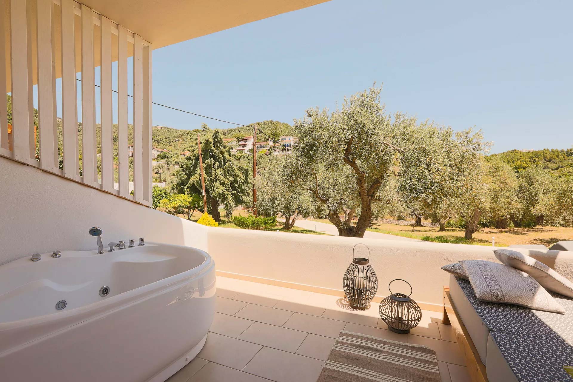 skiathos-avaton-hotel-apartman sa đakuzijem.jpg