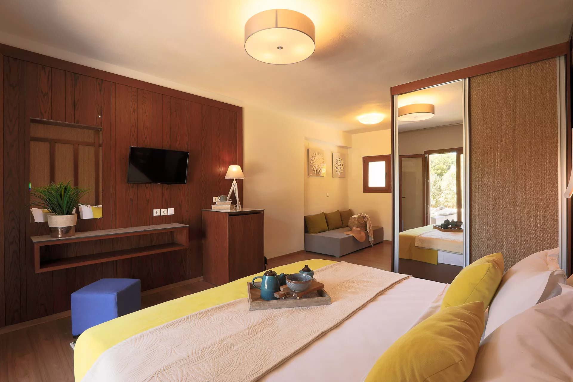 skiathos-avaton-hotel-apartman-spavaća-soba.jpg