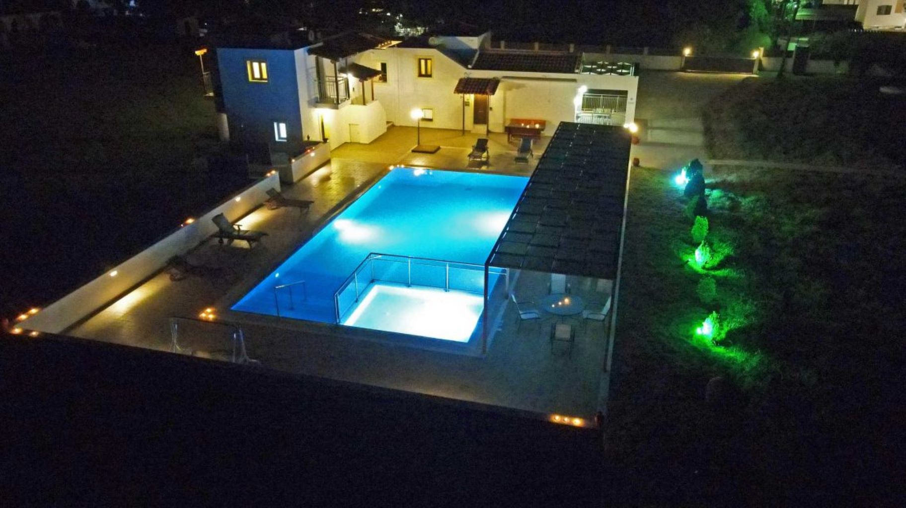 Parisis Villas with pool Skiathos -bazen-.jpg