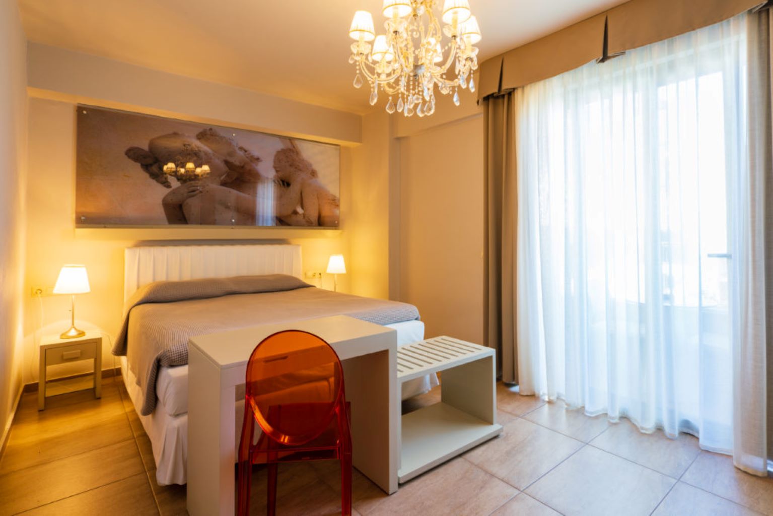 Bourtzi Hotel-premium-soba-.jpg