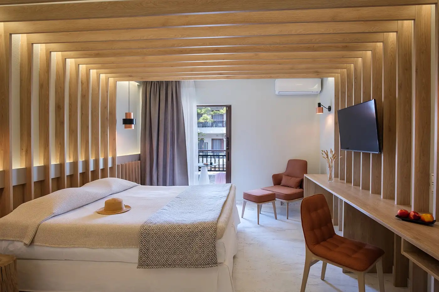 Bourtzi Hotel-soba-tv-.jpg