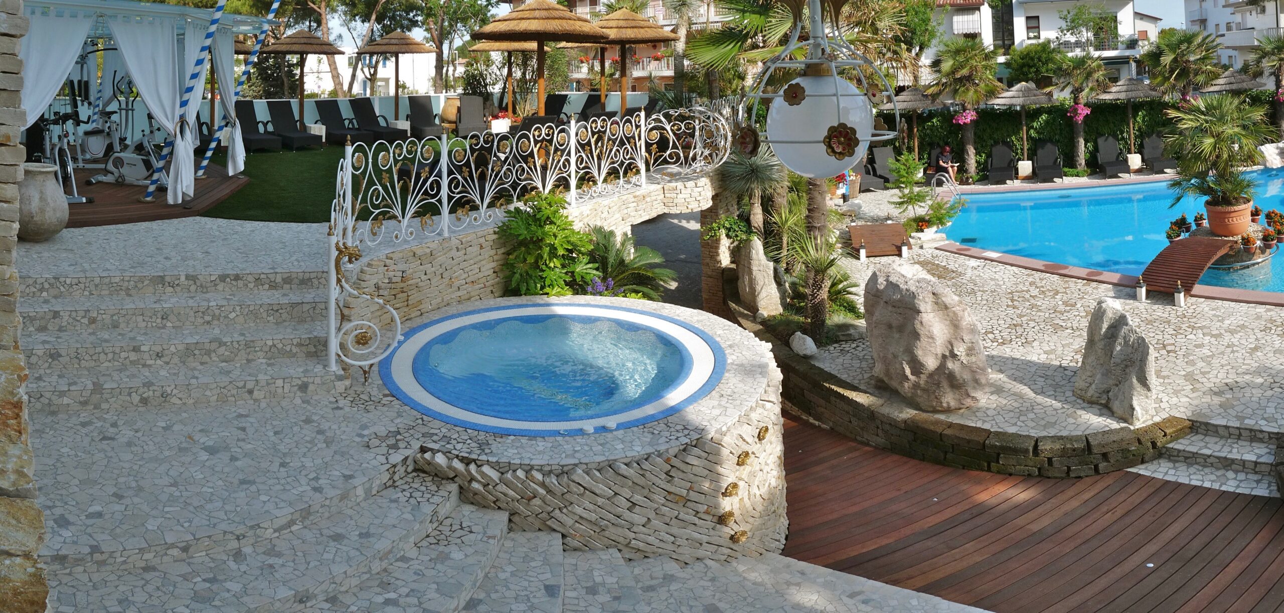 Milton Boutique Hotel-Djakuzi.jpeg