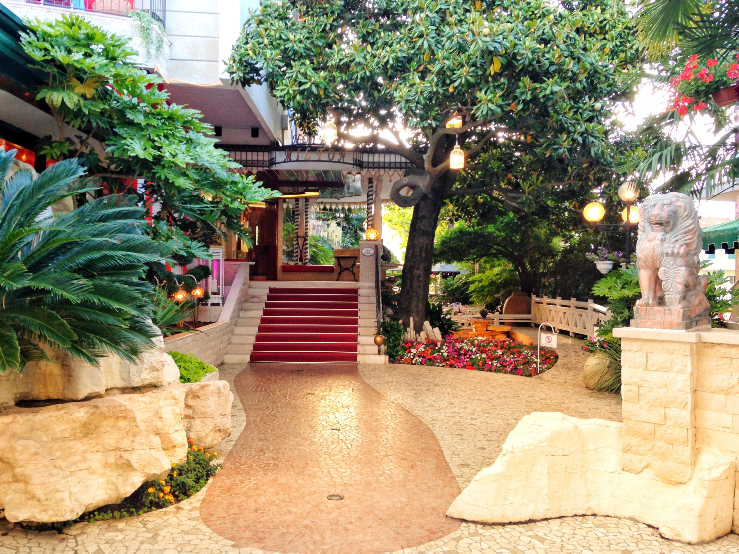Milton Boutique Hotel-Ulaz u hotela.jpg