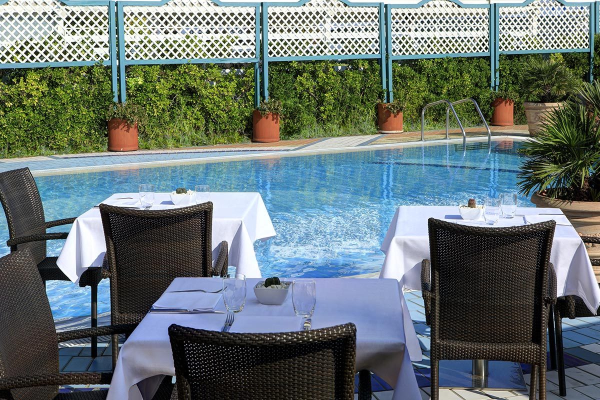Park Hotel Brasilia-Bazen.jpg