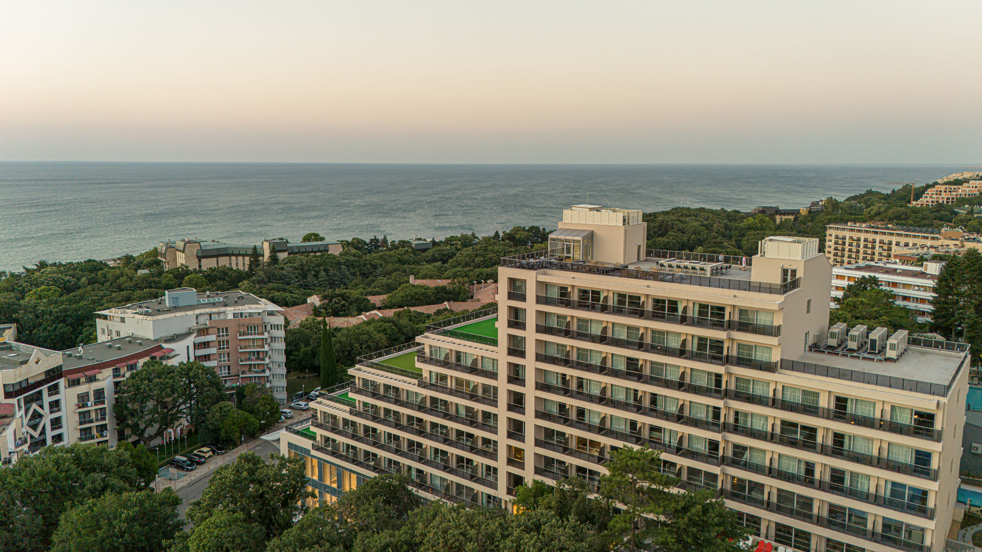 Poseidon Beach-Panorama.jpg