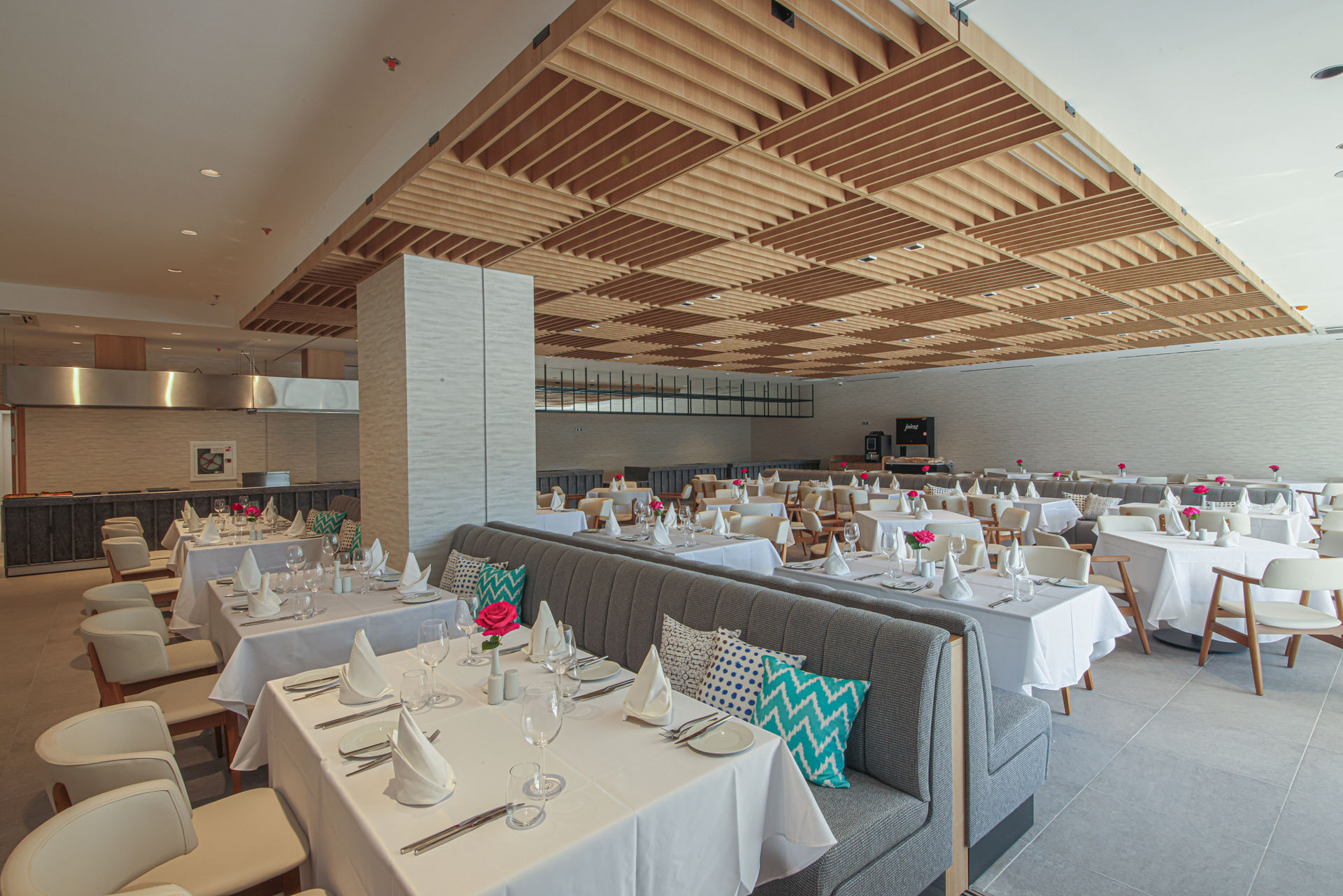 Poseidon Beach-Restoran.jpg