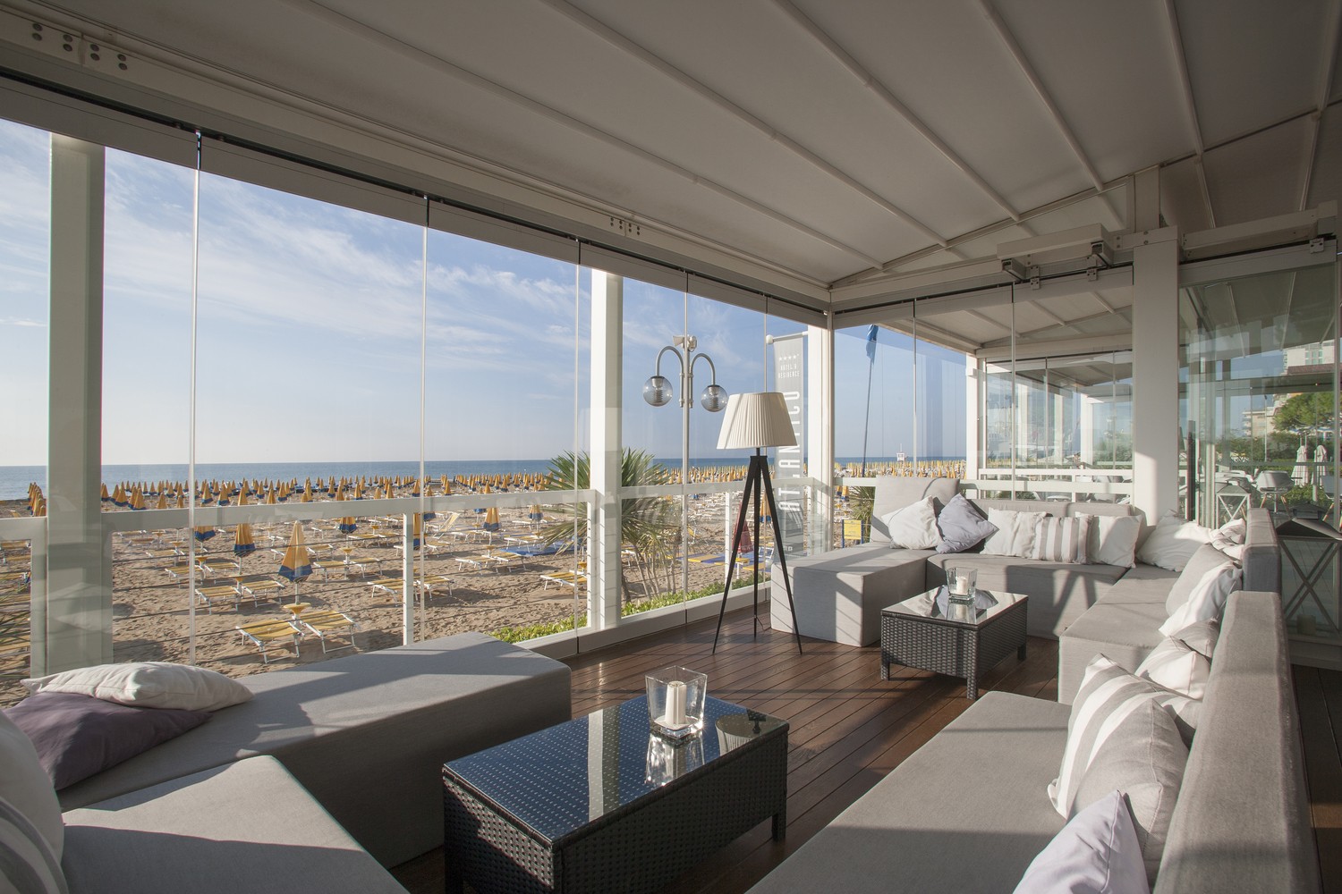 Hotel Atlantico-Bar.jpg