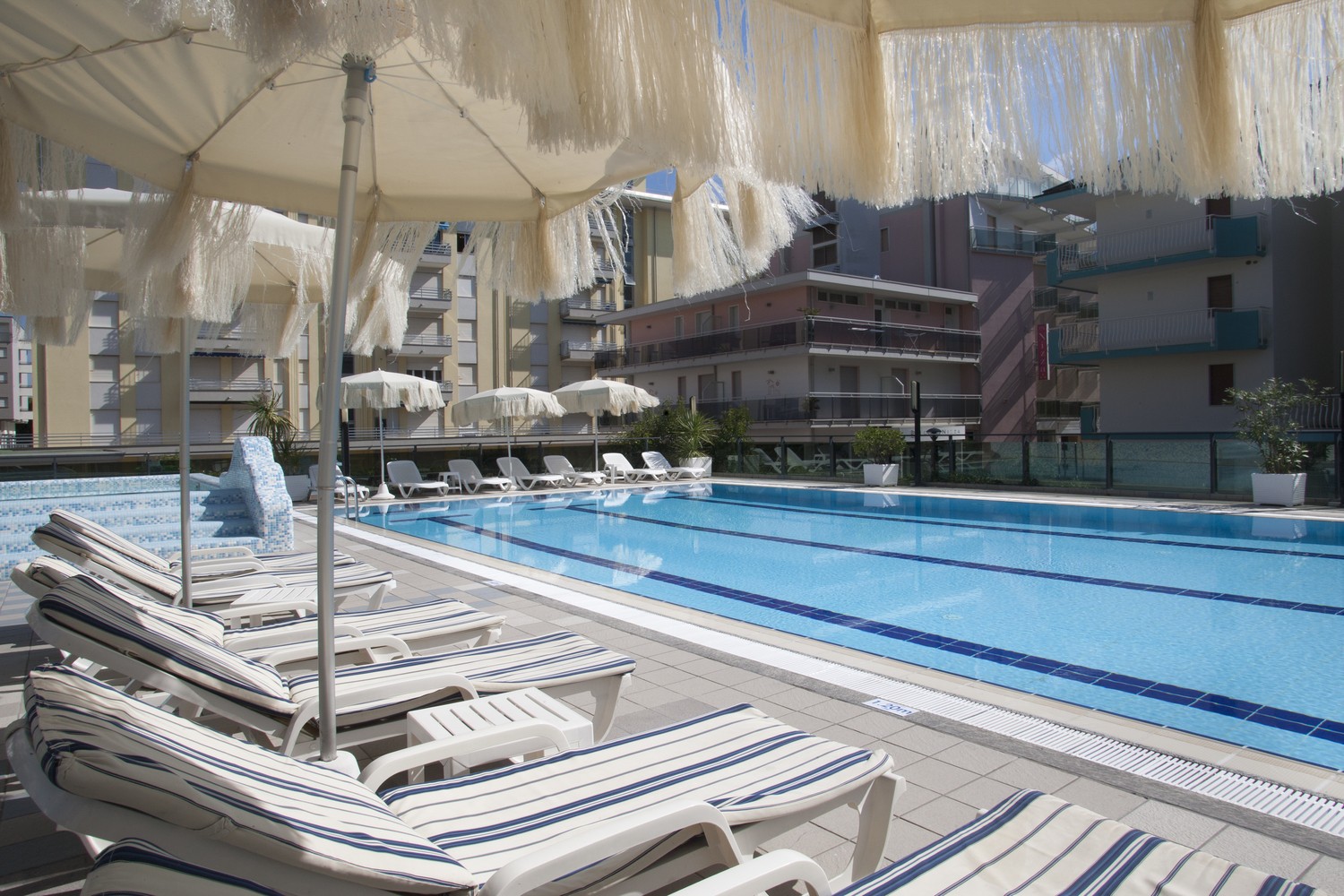 Hotel Atlantico-Bazen.jpg