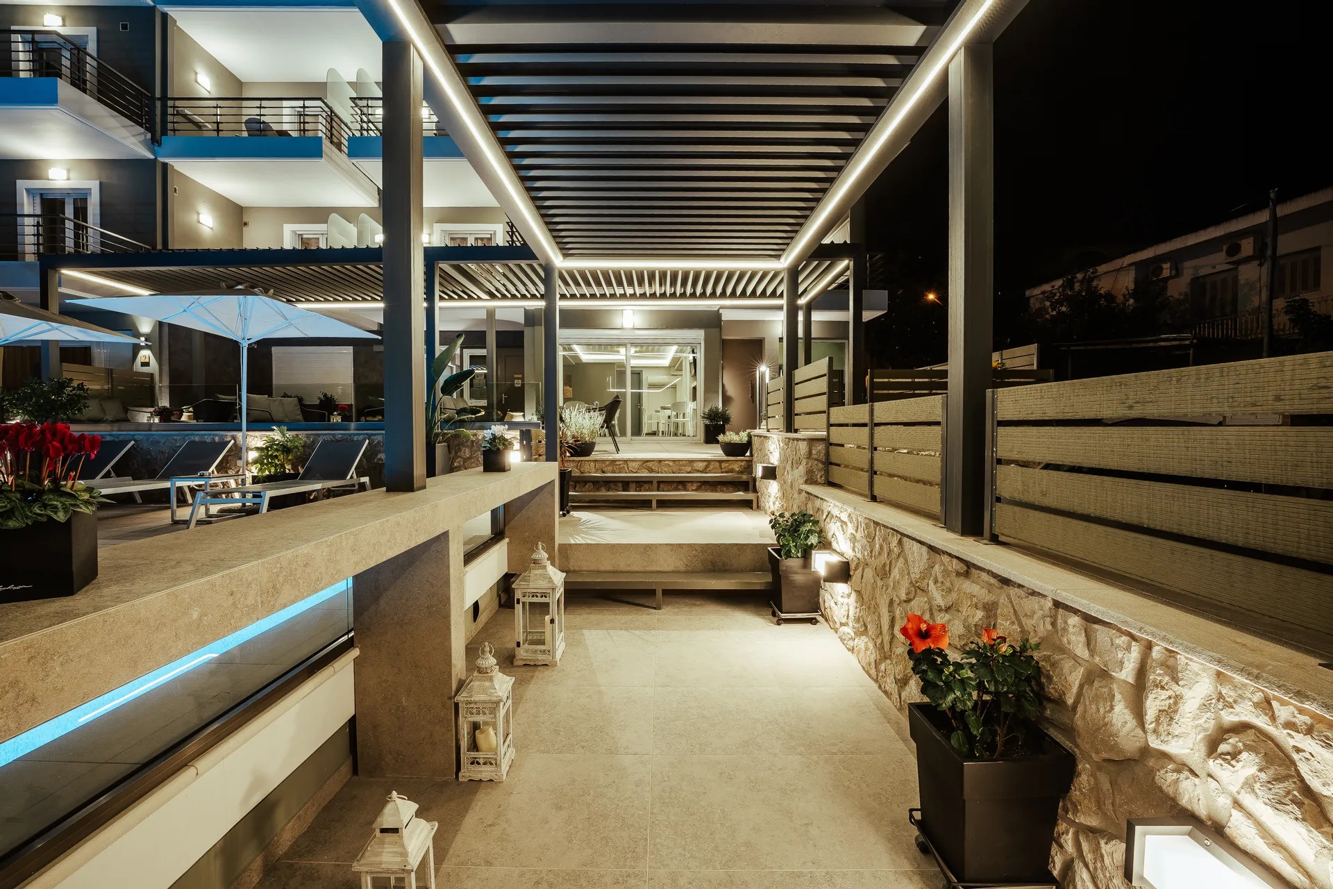 Andrews Studios Nafplio-Prilaz hotelu.jpg