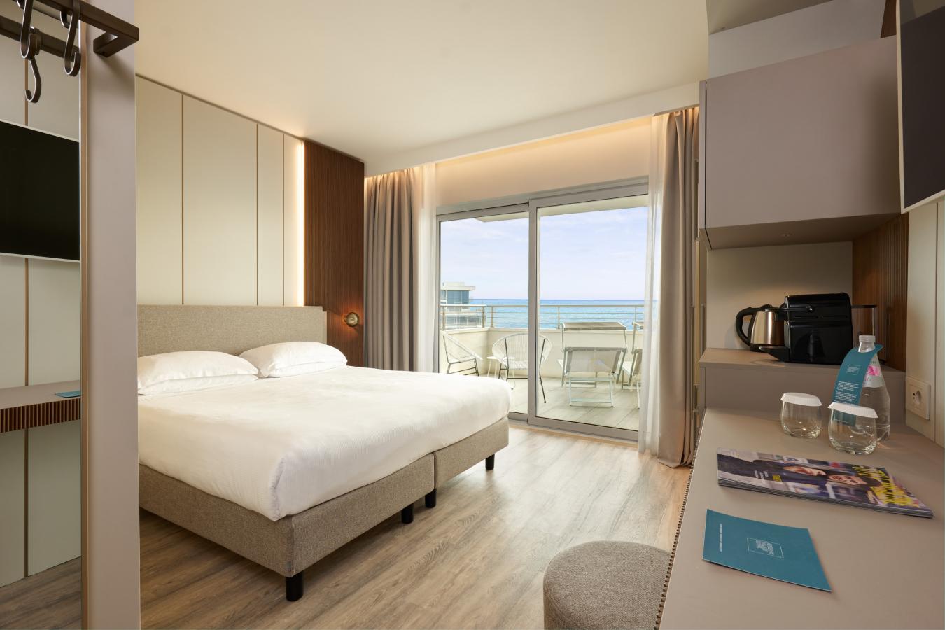 Adriatic Palace Hotel-Porodicna soba.jpg