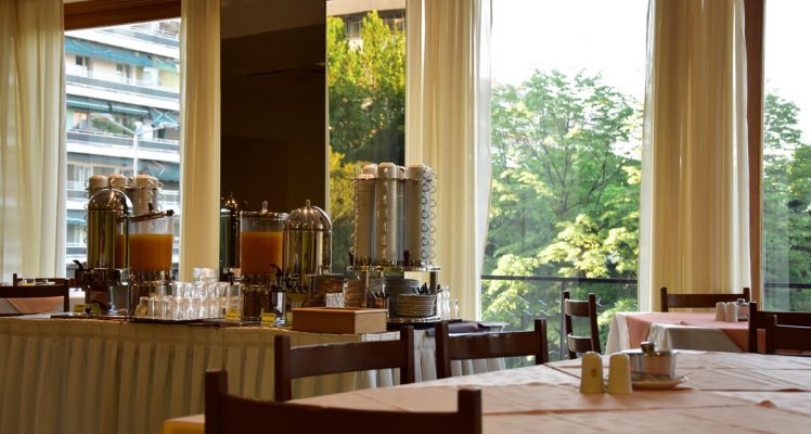 Hotel Oceanis restoran i hrana.jpg