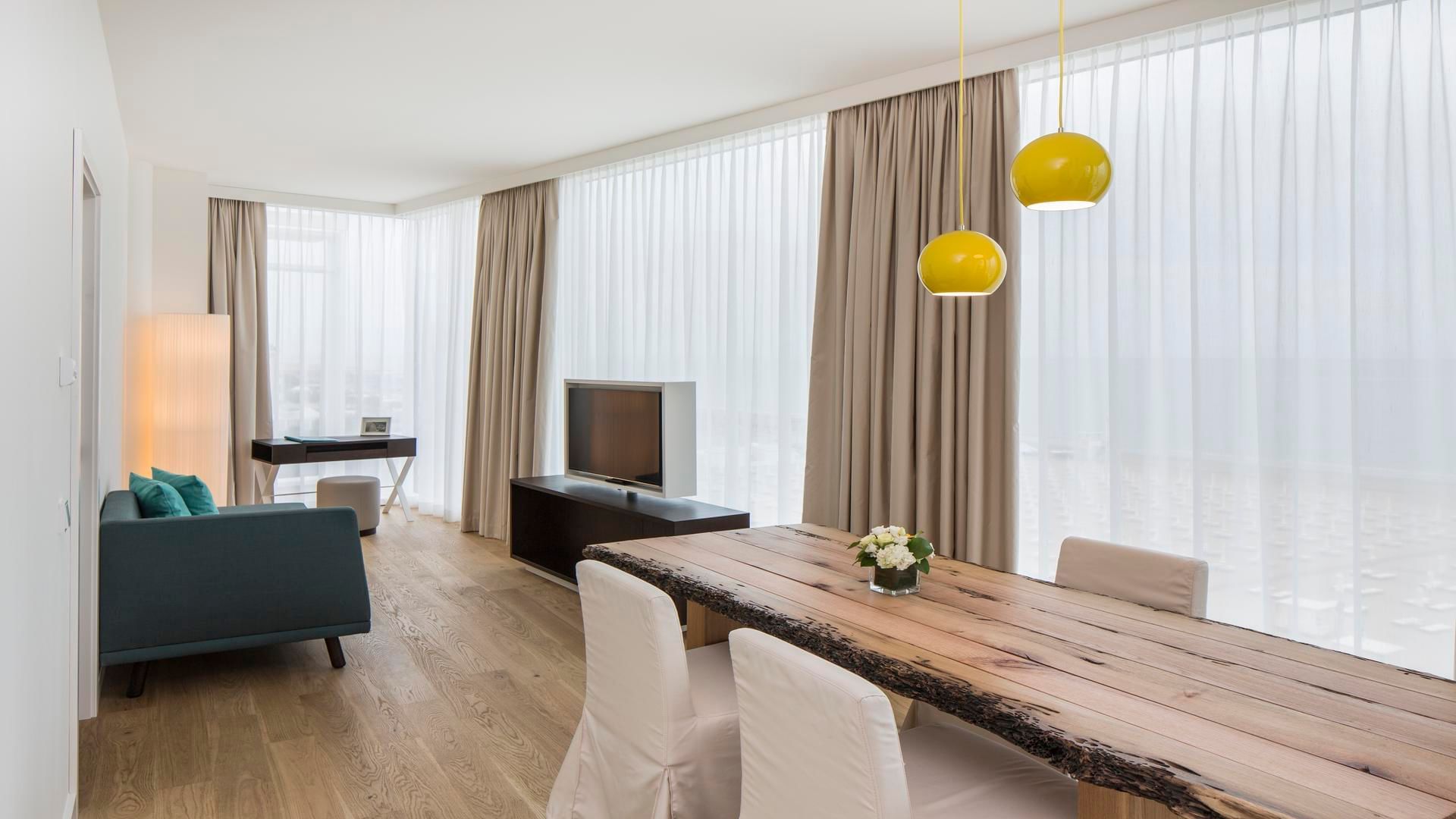 Falkensteiner Hotel & Spa Jesolo-Giudecca suite.jpg
