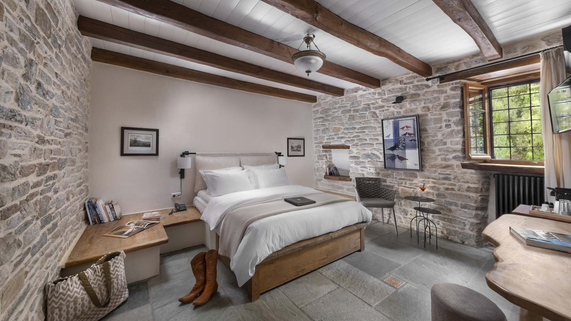 Sakali Mansion Pelion standardna soba.jpg
