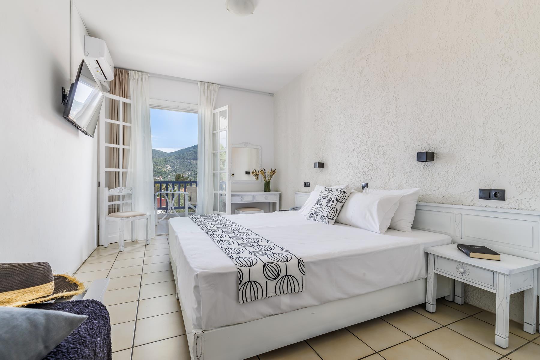 Aperitton Hotel Skopelos izgled sobe.jpg