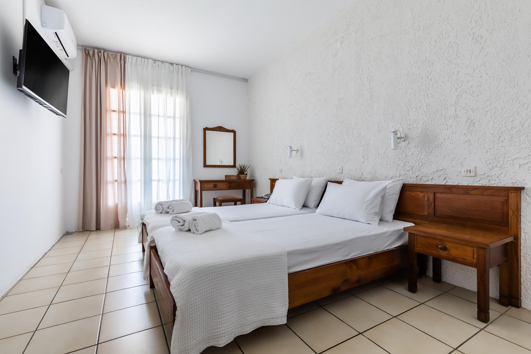 Aperitton Hotel Skopelos soba.jpg