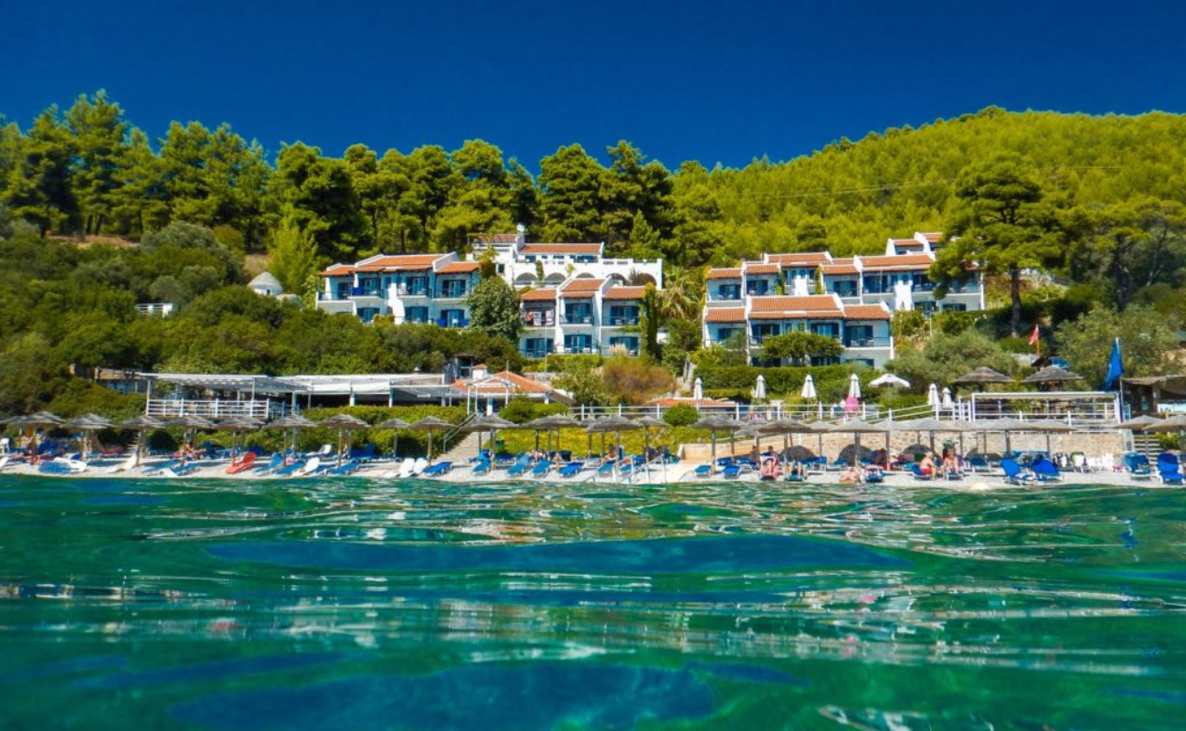 Adrina Beach Hotel spoljni izgled.jpg