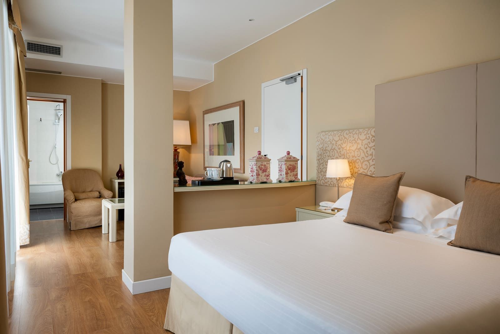 Hotel National-Junior suite.jpg