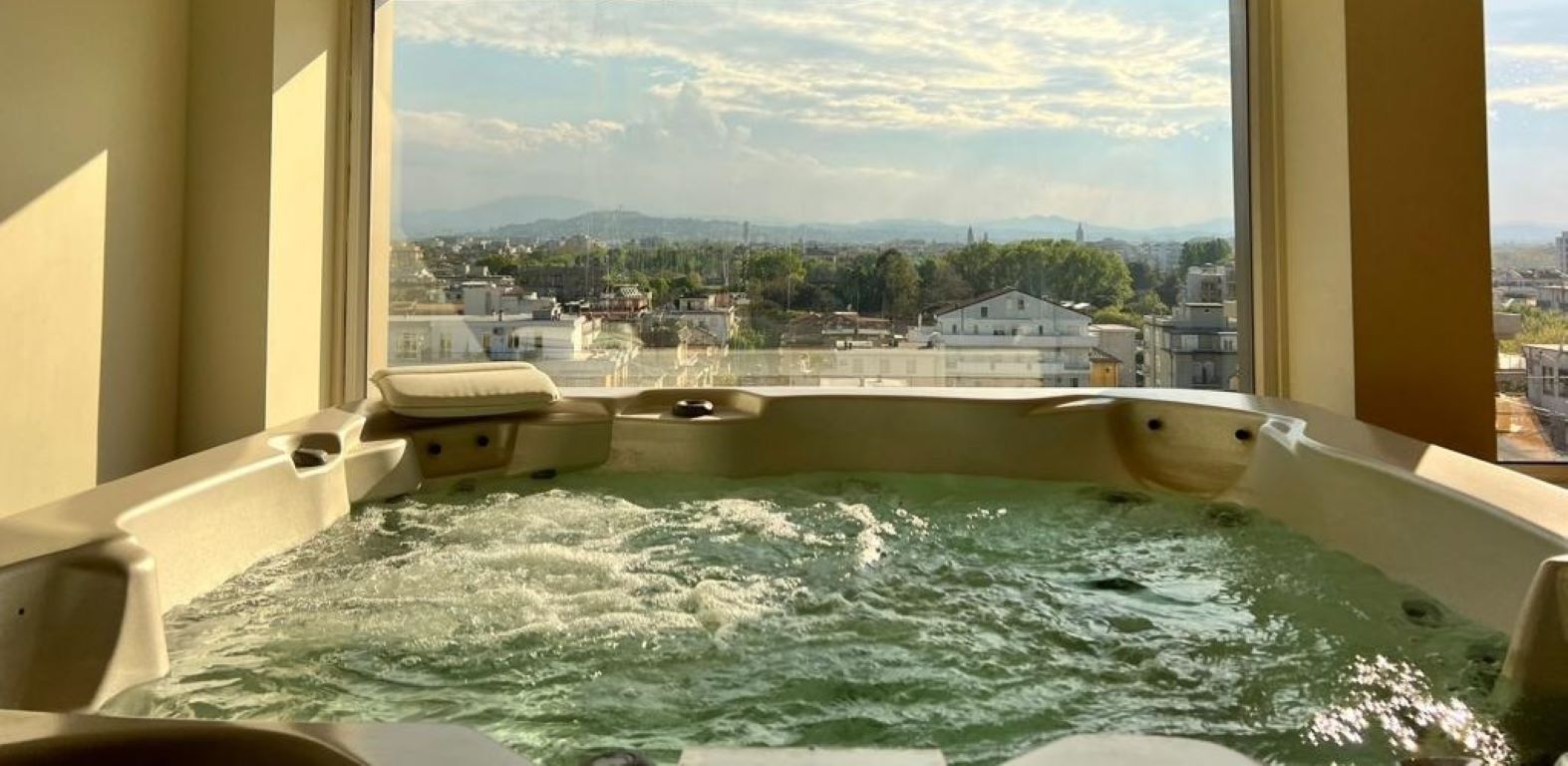 National Hotel-Spa centar.jpg