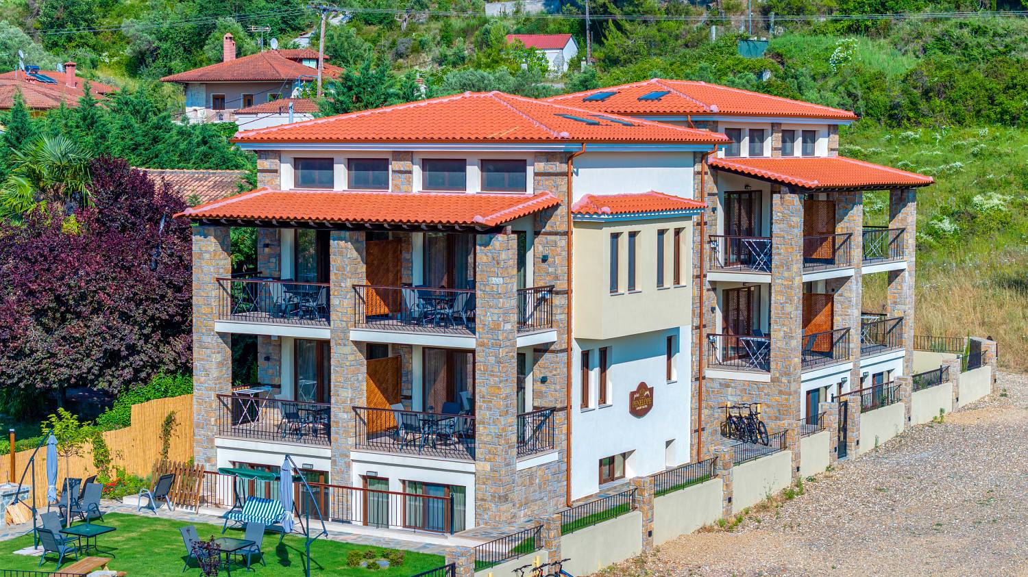 Penelope Luxury Suites-Spoljasnji izgled.jpg