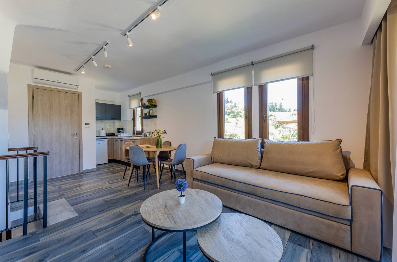 Penelope Luxury Suites-Suite Split Level dnevna soba.jpg