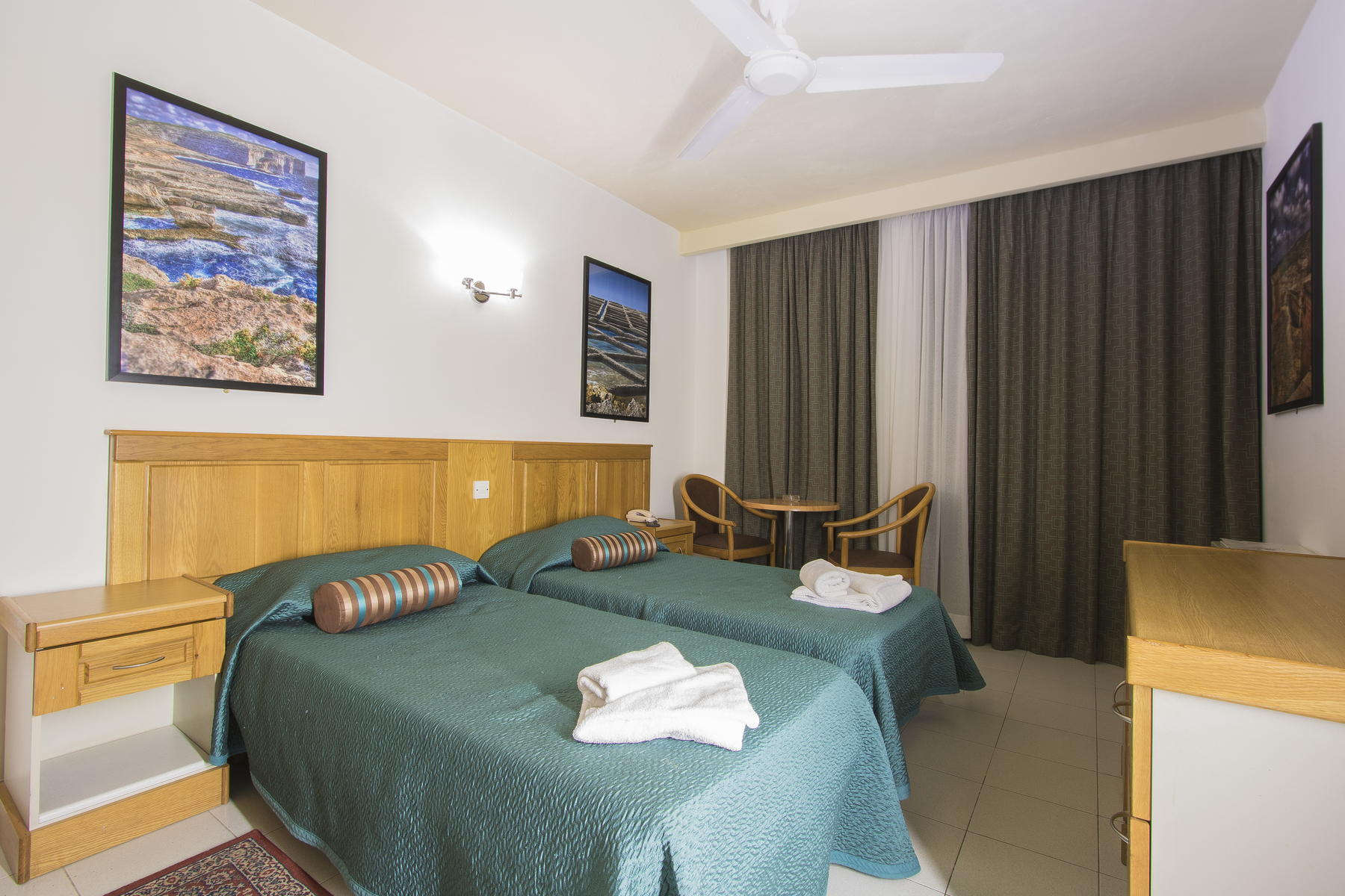 Canifor Hotel-Standardna soba.jpg