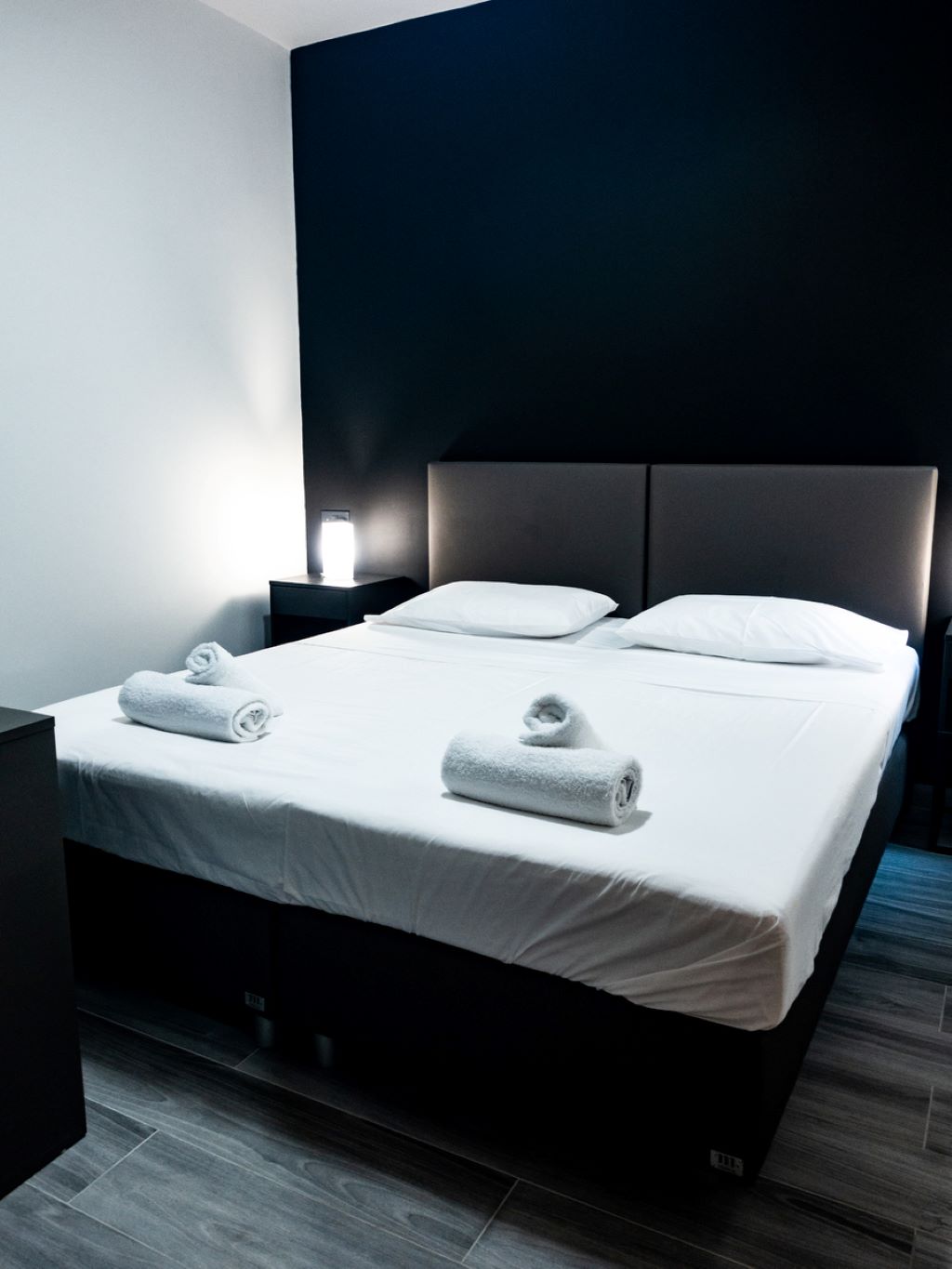 Hotel Block-Deluxe soba.jpg