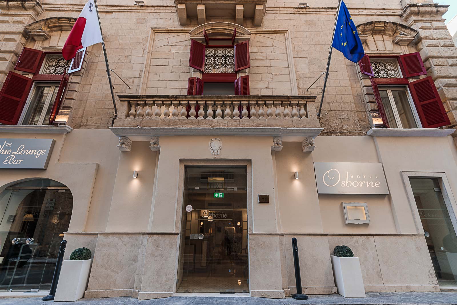 Osborne Hotel-Ulaz u hotel.jpg