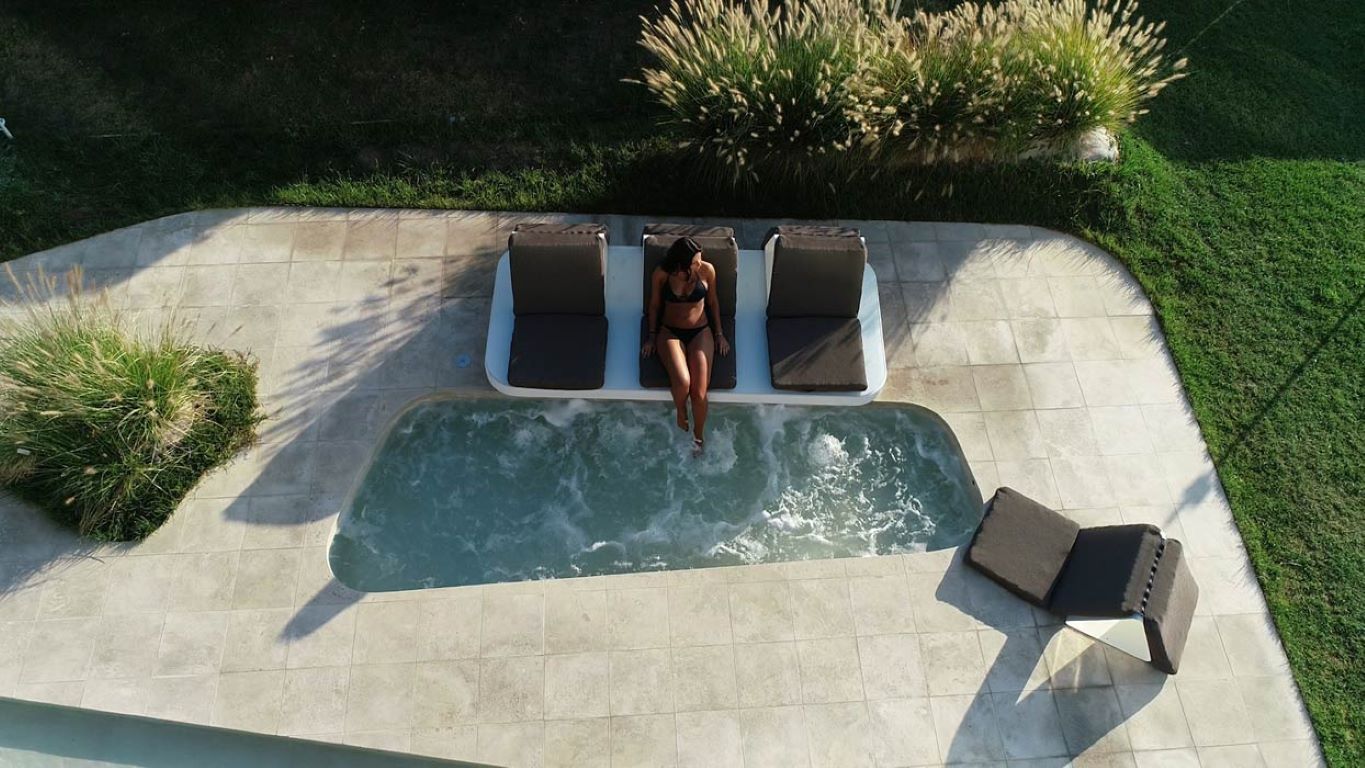i-Suite Hotel-Djakuzi.jpg