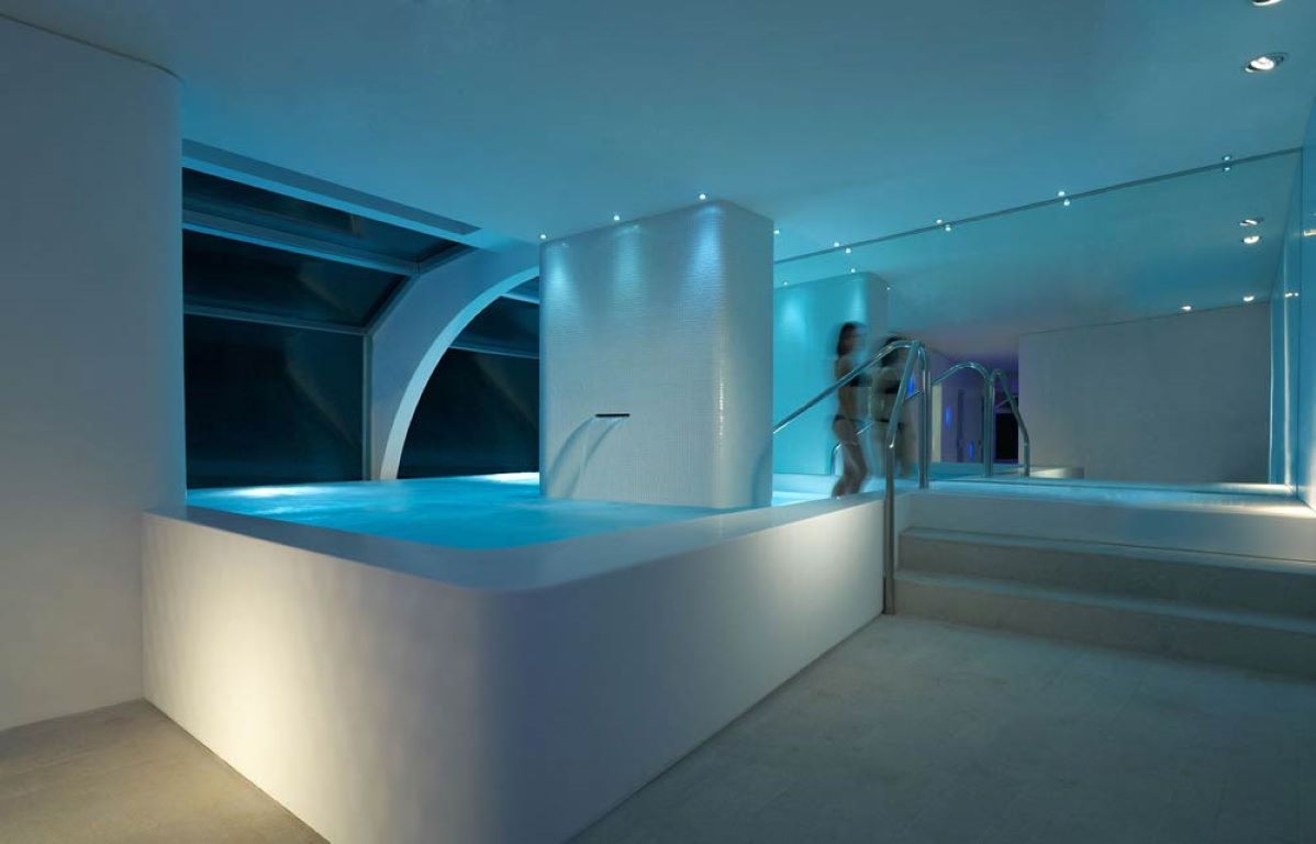 i-Suite Hotel-Spa centar.jpg