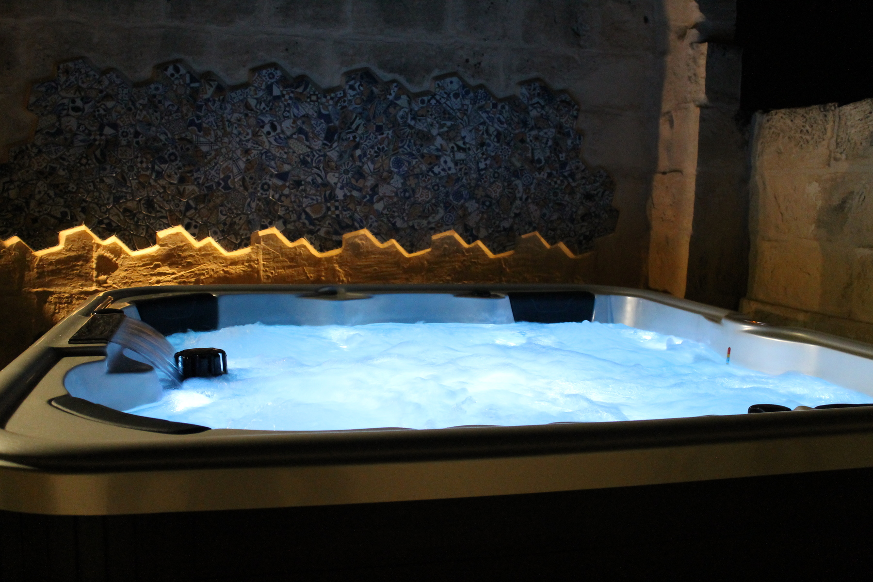 Palazzino Nina Boutique Hotel-Djakuzi.jpg