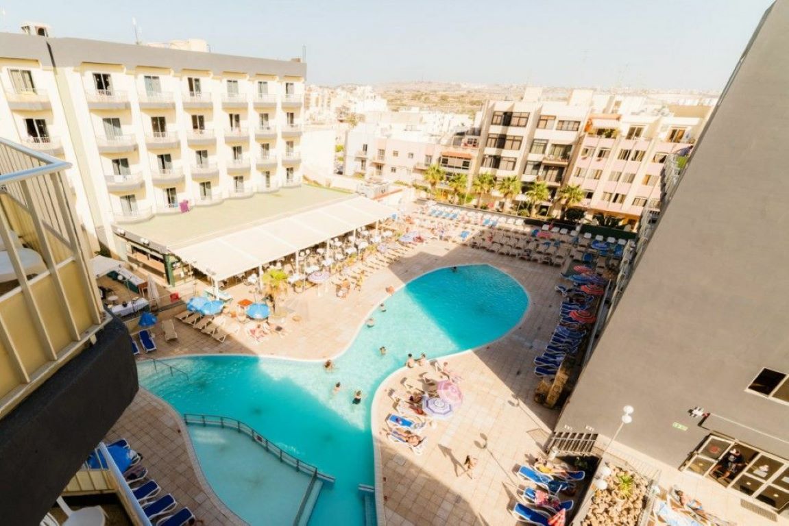 Topaz Hotel-Kompleks hotela.jpg