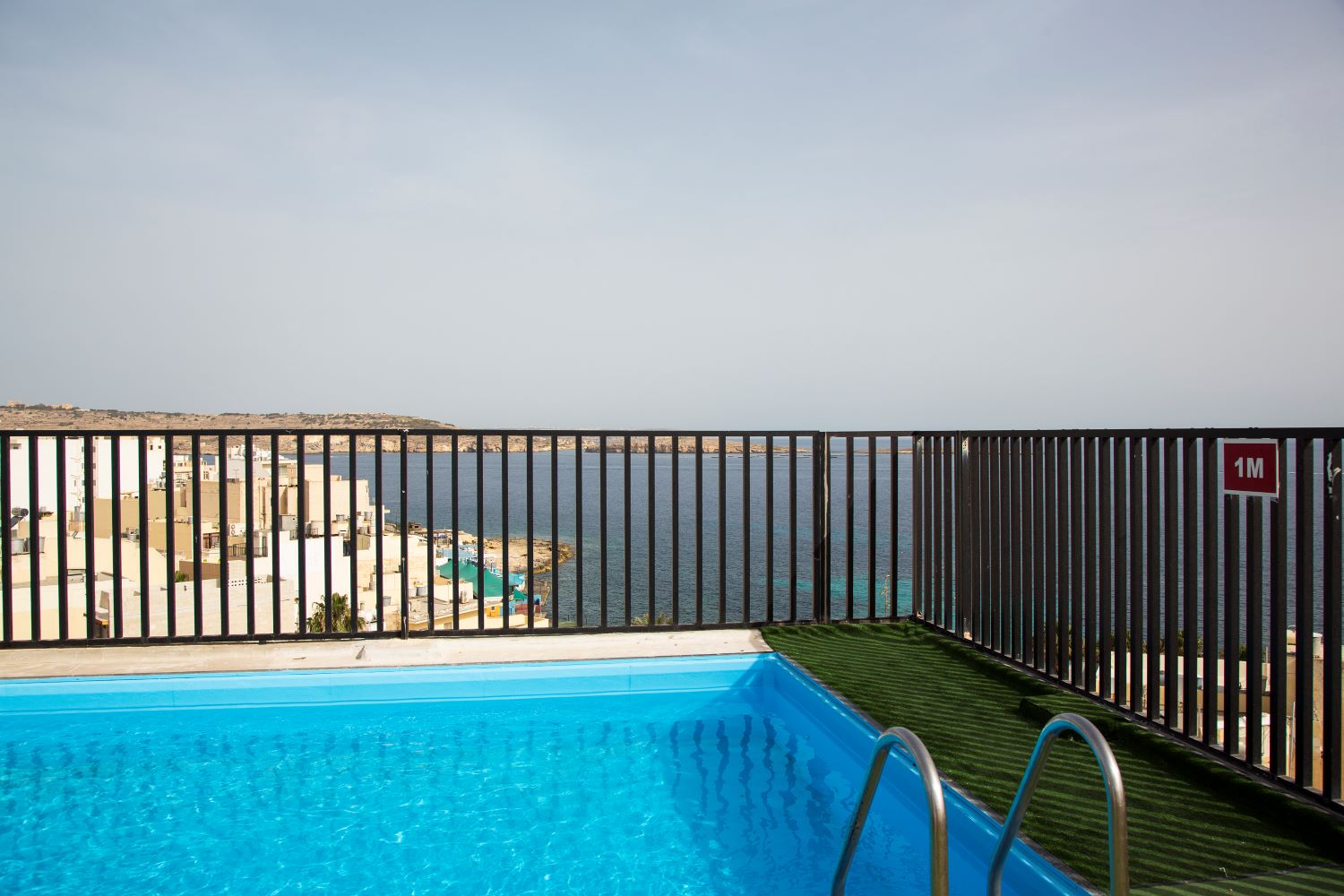 Relax Inn Hotel-Bazen.jpg