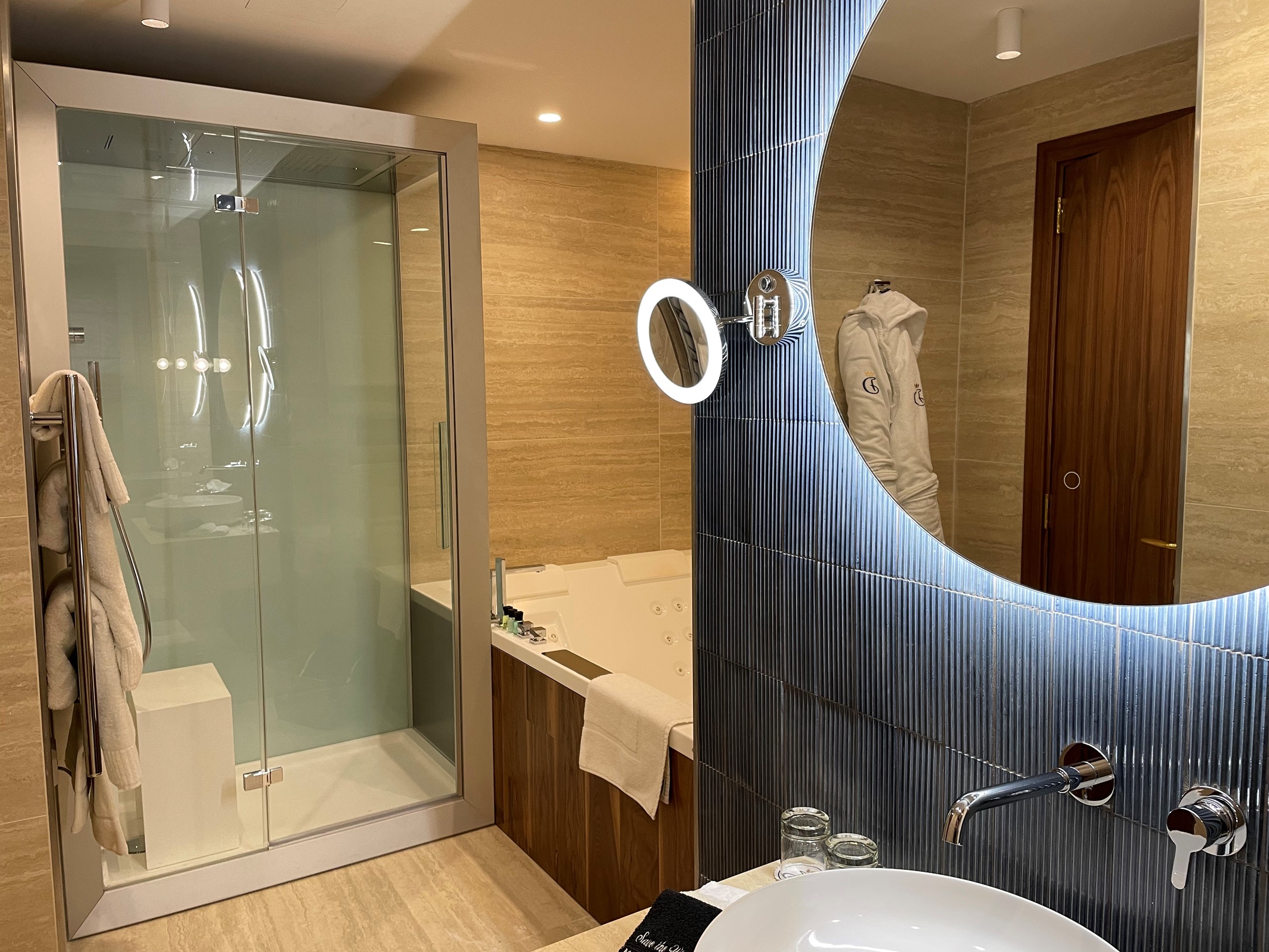 The Duke Boutique Hotel-Spa soba.jpeg